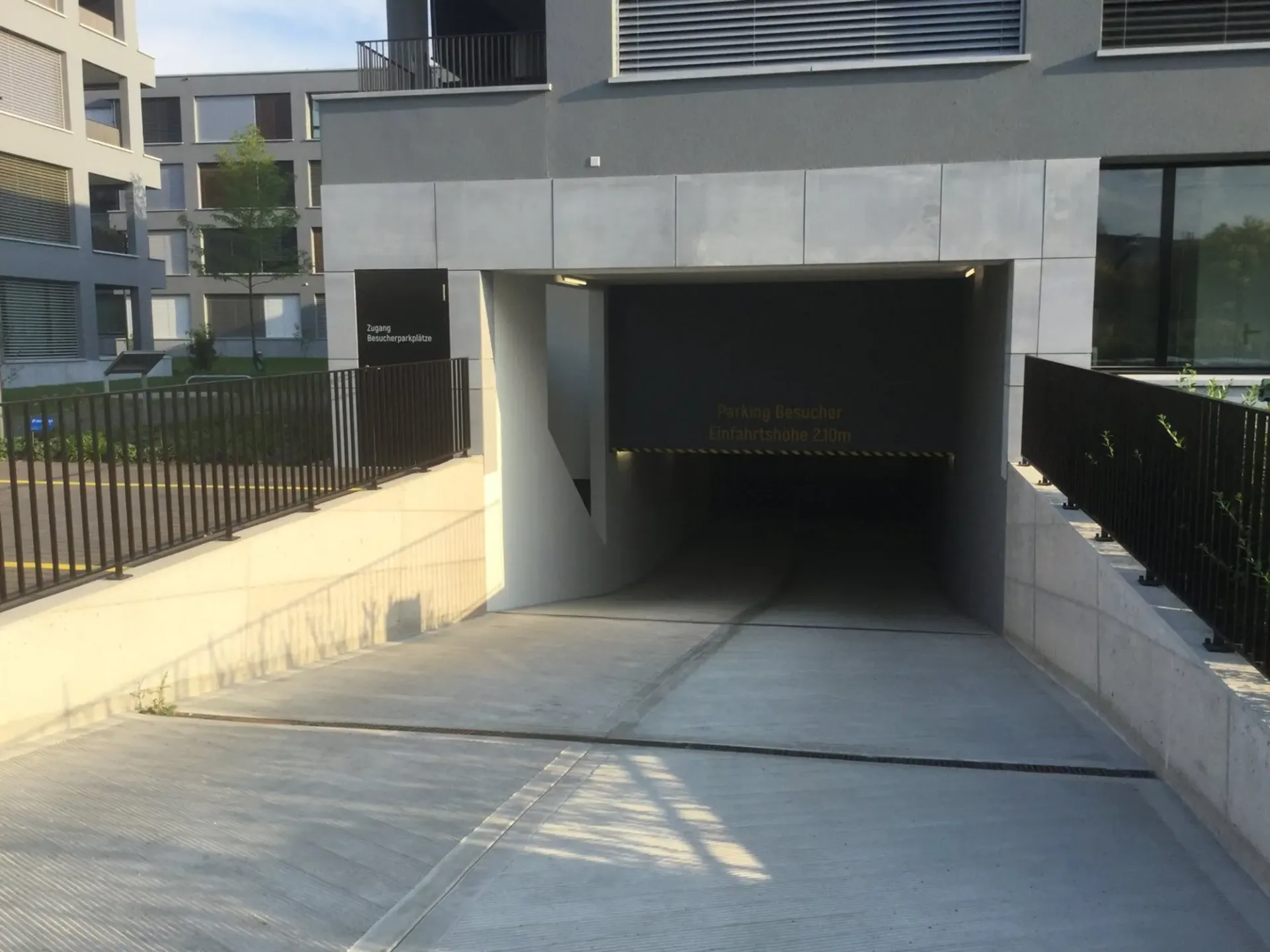 Einstellplatz in Tiefgarage zu vermieten