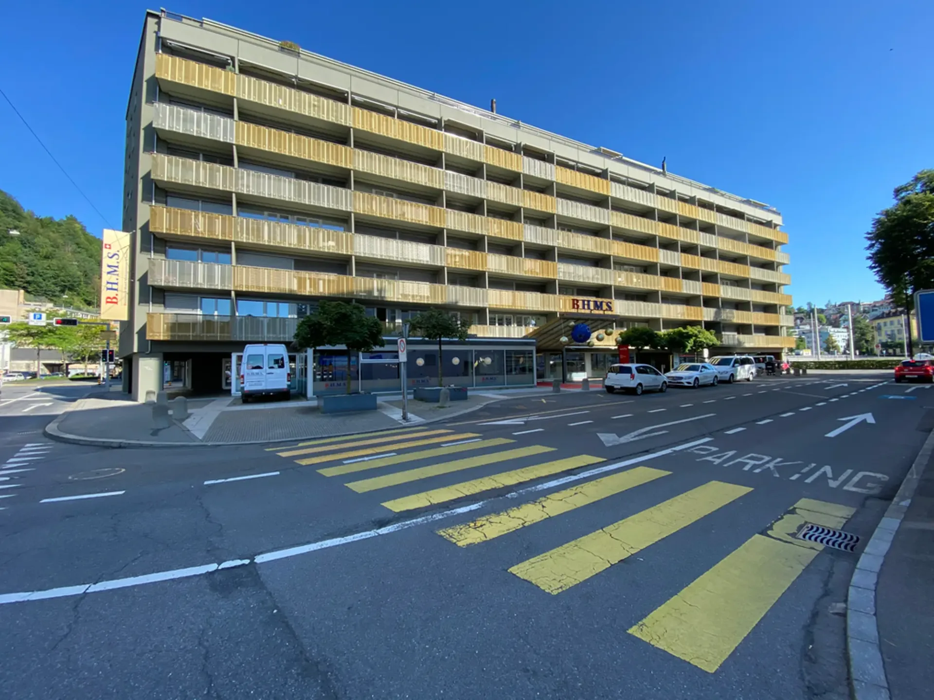 Auto-Einstellplatz an der Gütschstrasse