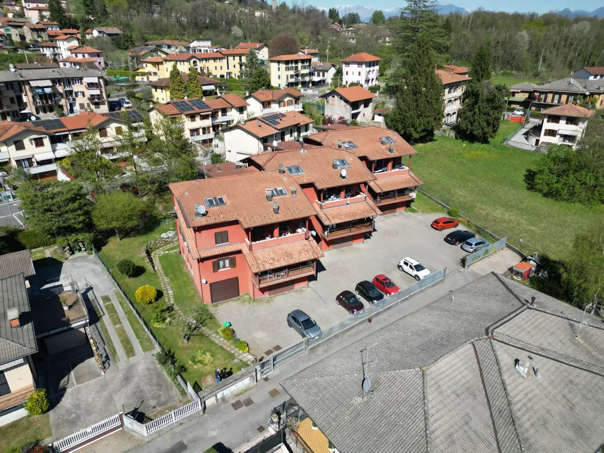 LOFT MIT KELLER & PARKPLATZ — CUGLIATE-FABIASCO