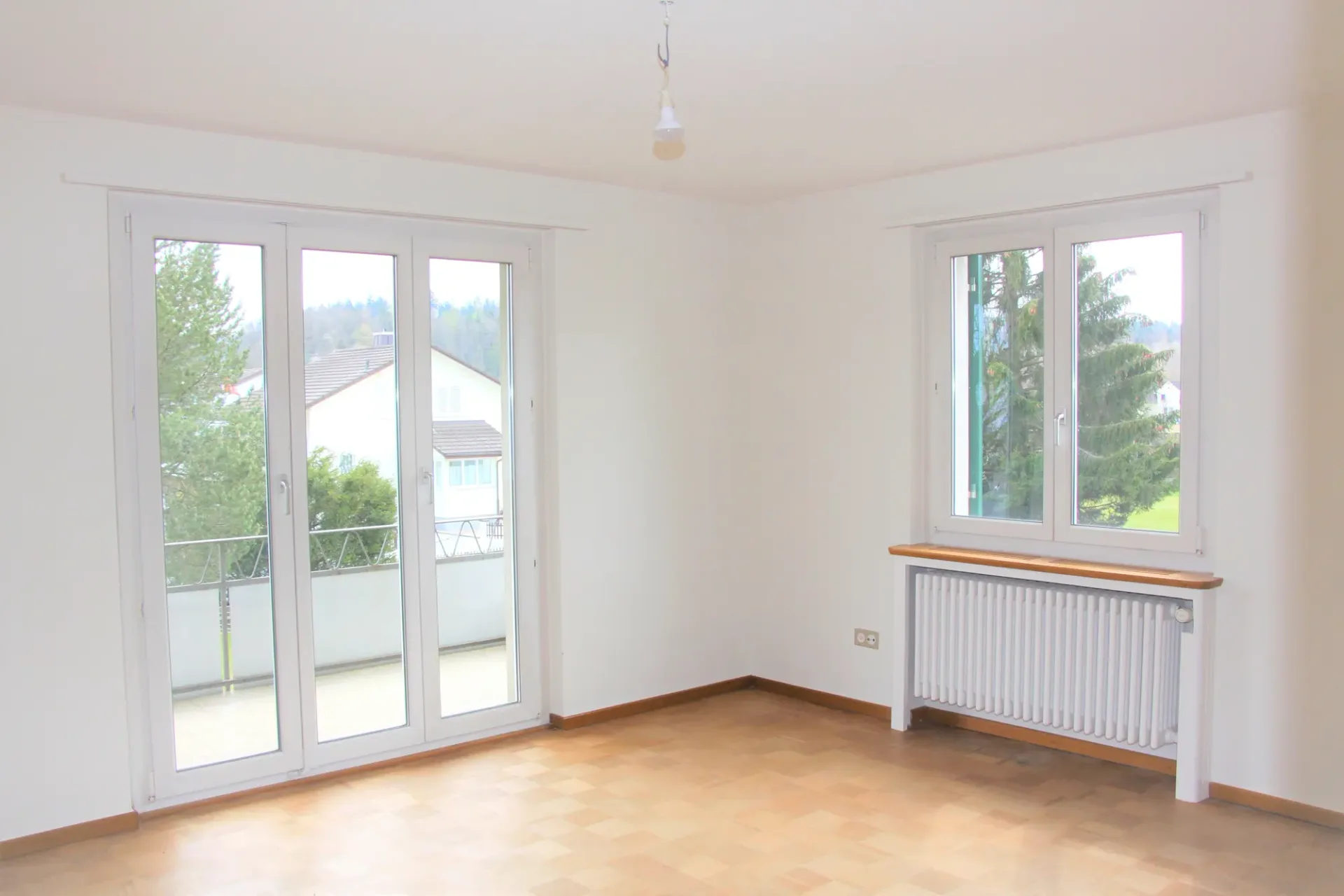 Charmante 3-Zi-Wohnung mit sonnigem Balkon - in einem kleinen MFH