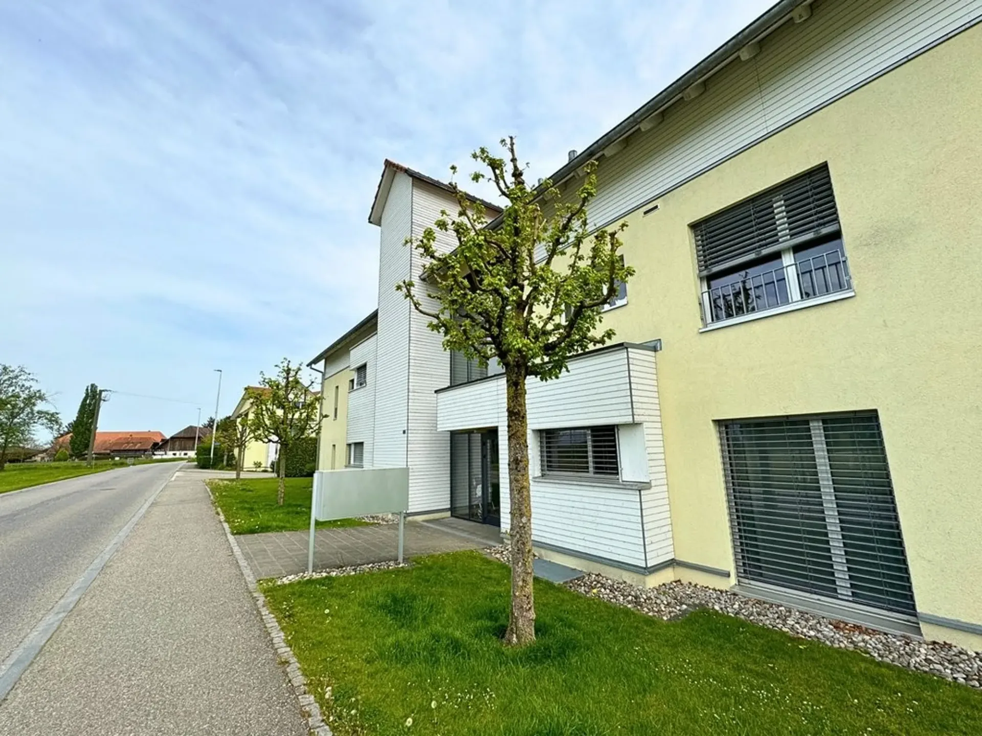 Moderne Wohnung an ruhiger Lage