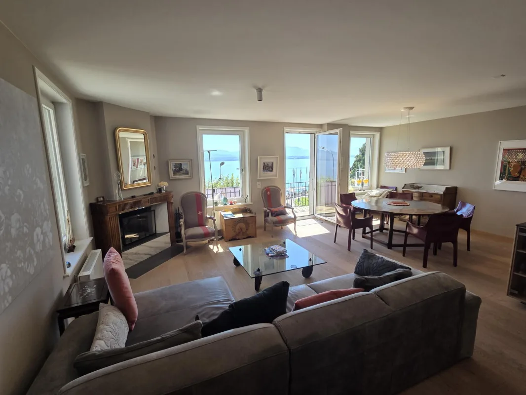 A Louer à Nyon - Appartement d'exception meublé au bord du lac