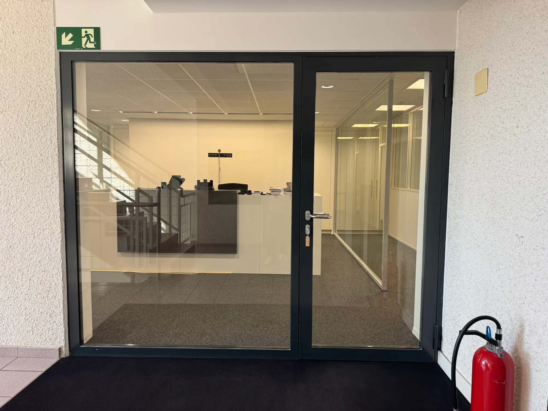Büros renoviert schlüsselbereit - sofort verfügbar
