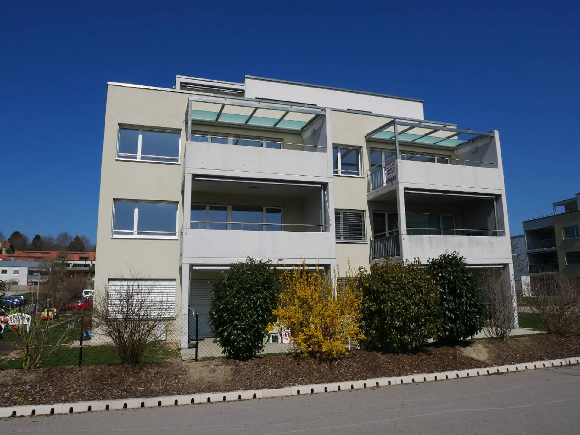 CORMINBOEUF - LA CLE-DES-CHAMPS 3 - SCHÖNES 3.5 ZIMMER - 1. STOCK