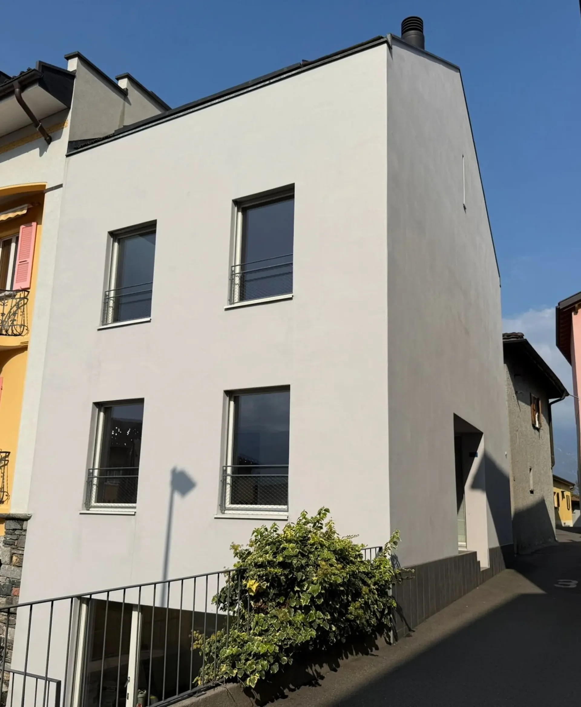 Angenehmes Haus mit 4.5 Zimmern, Wohngegend