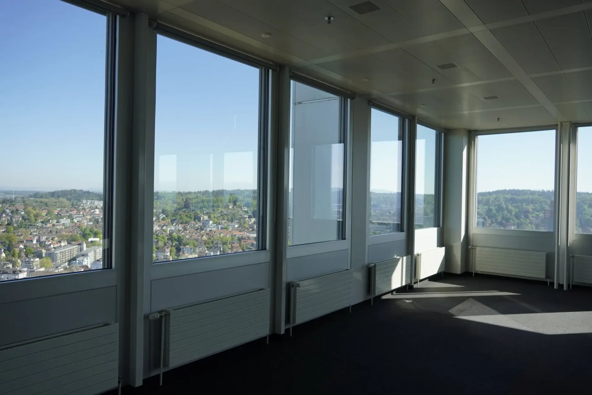 All-Inclusive Büro auf 25. Etage für 1-4 Arbeitsplätze – 2 Min. vom Bahnhof Winterthur