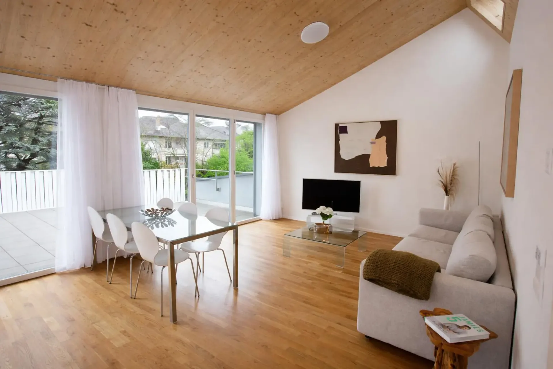 Möblierte 3-Zimmer-Dachwohnung im Paulus-Quartier