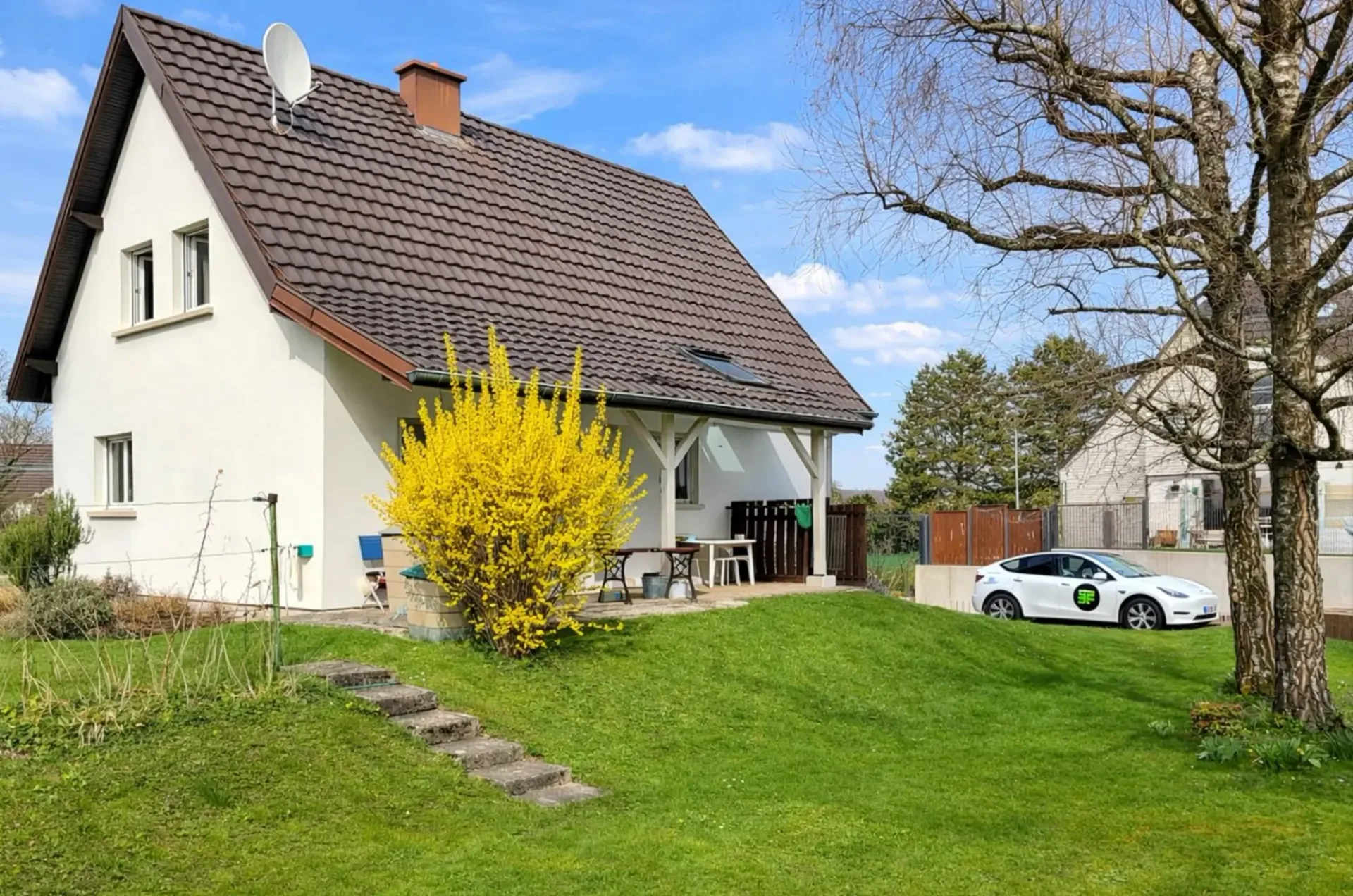 Affascinante casa unifamiliare su un terreno di 1.746 m² – Leymen