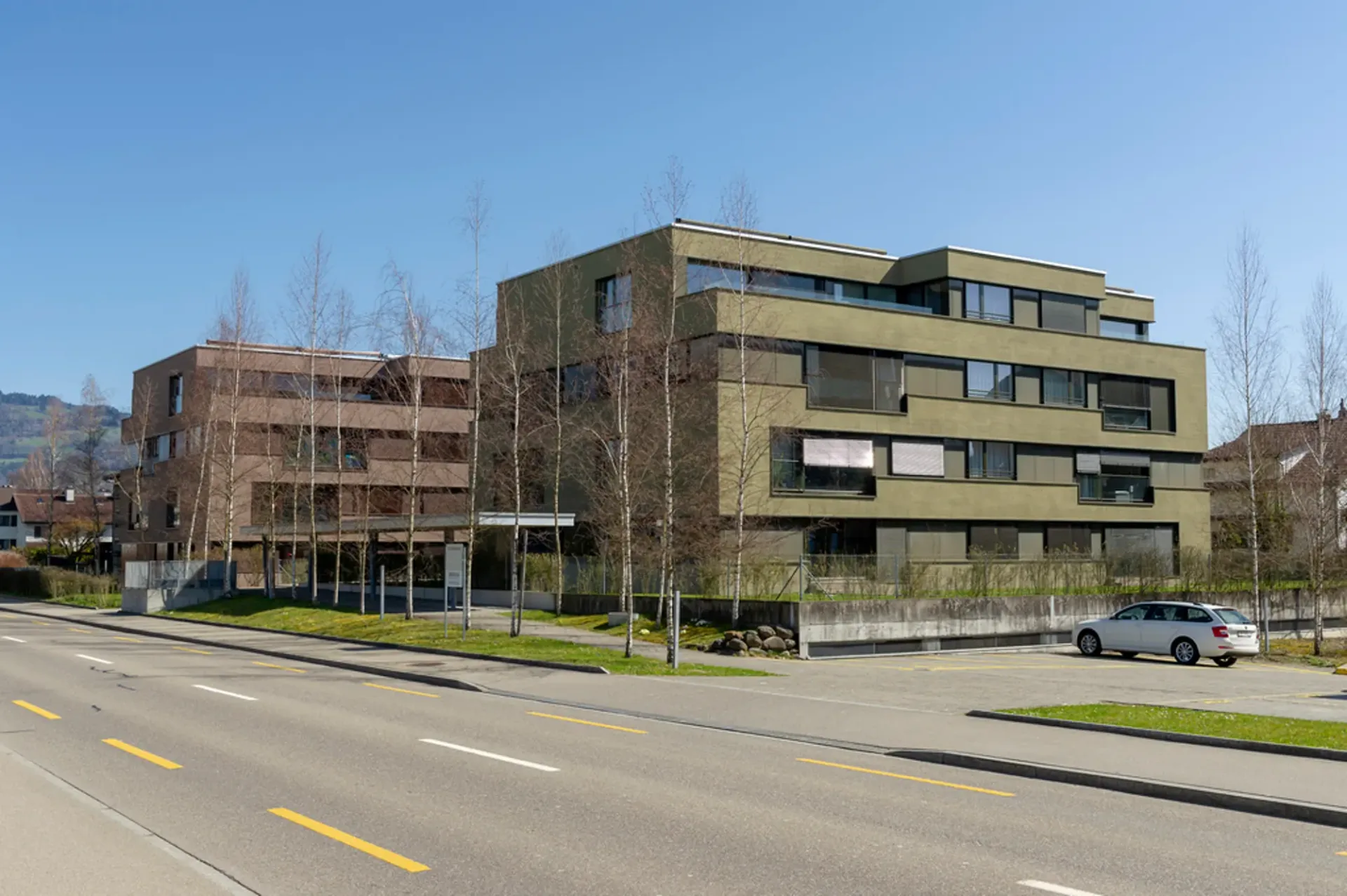 Modern and idyllic living