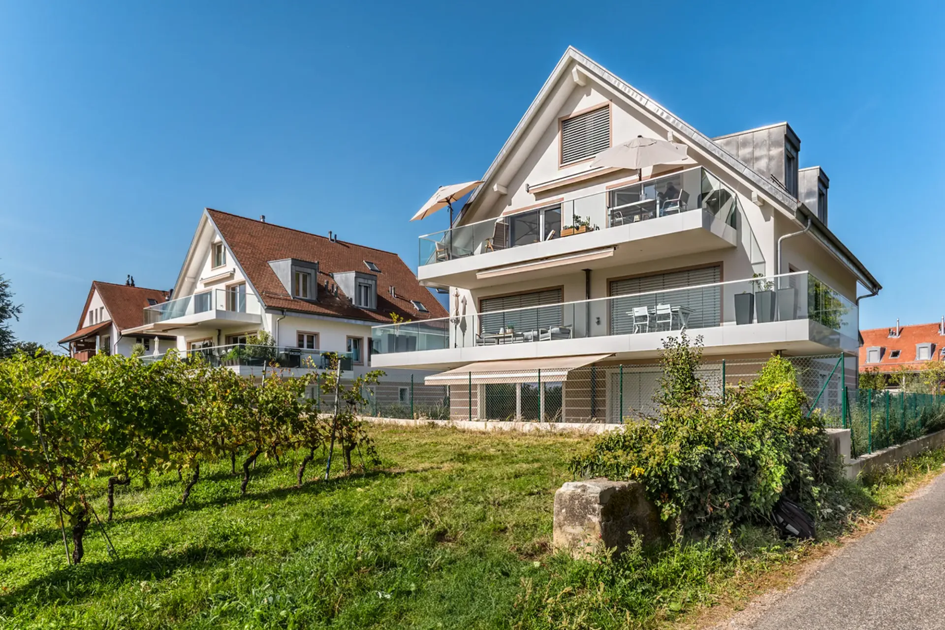 Neue Wohnung im Herzen der Weinberge, Terrasse und Garten mit Aussicht
