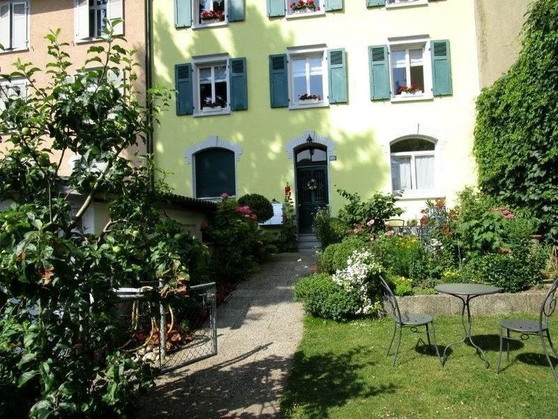 1 ZI-WOHNUNG IN BASEL - BIRSFELDEN, MÖBLIERT