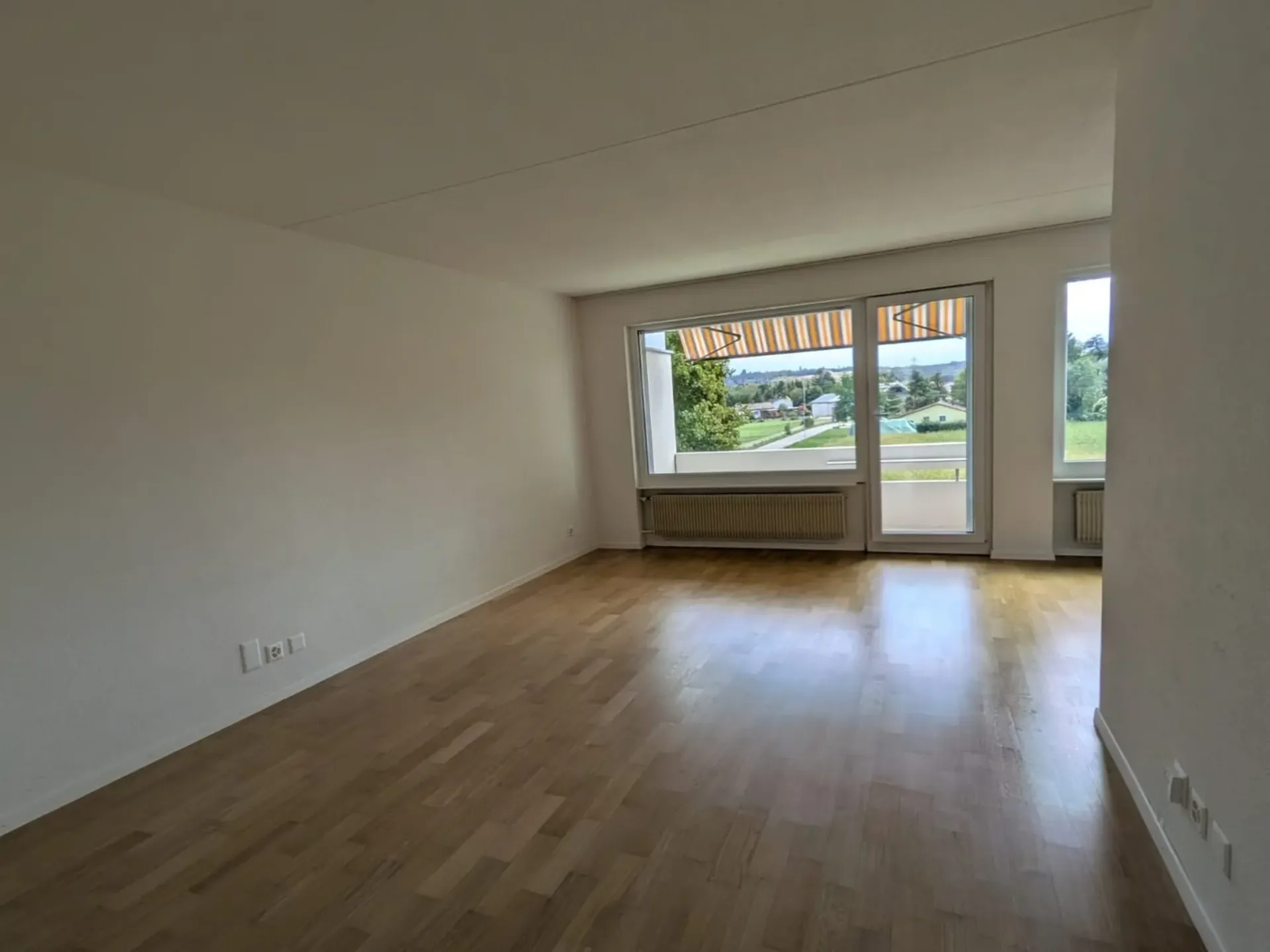 Ruhige 3.5-Zimmer-Wohnung mit Balkon in Studen