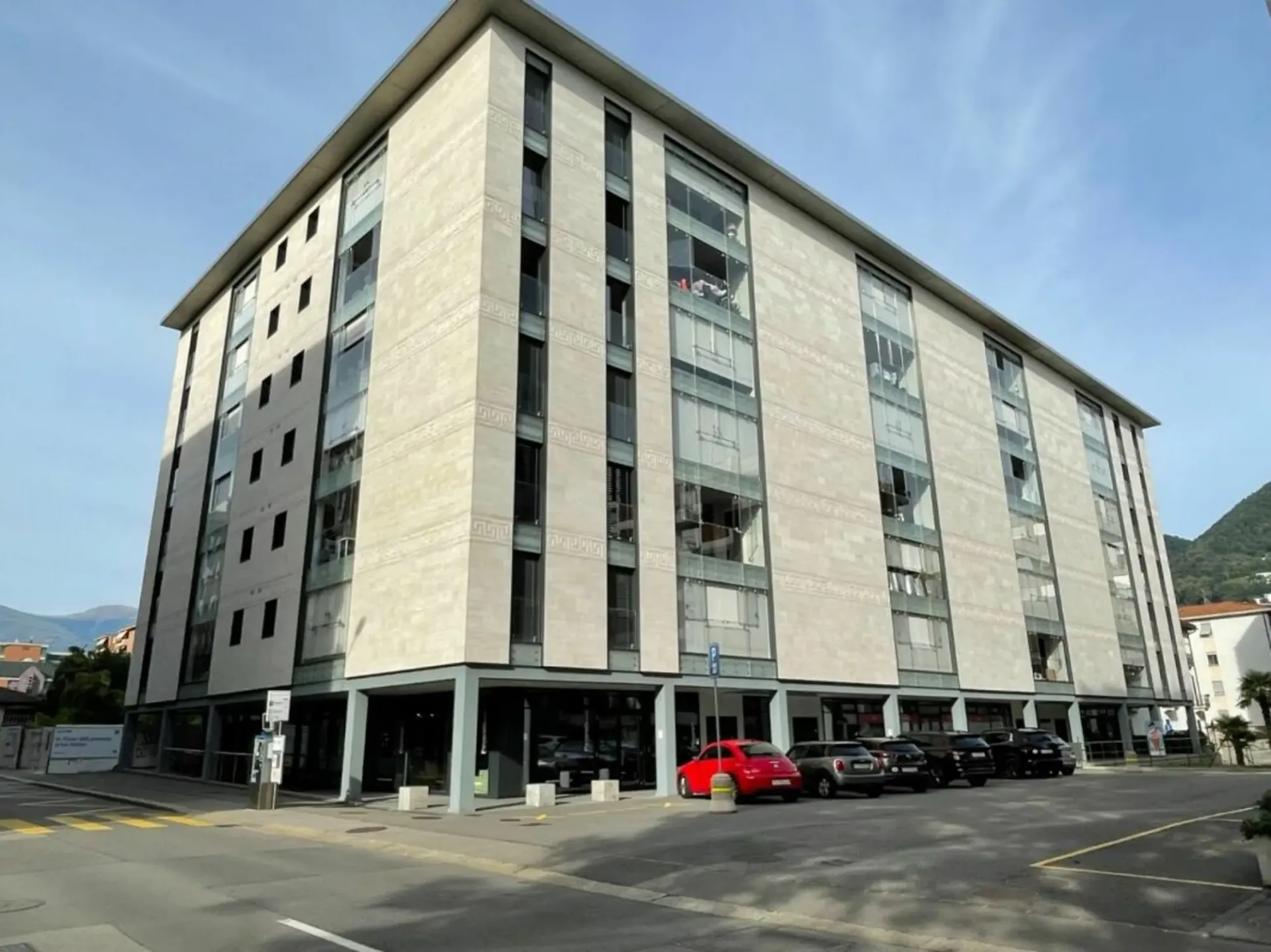 Lugano - Residenza Agorà - Stellplatz in der Tiefgarage