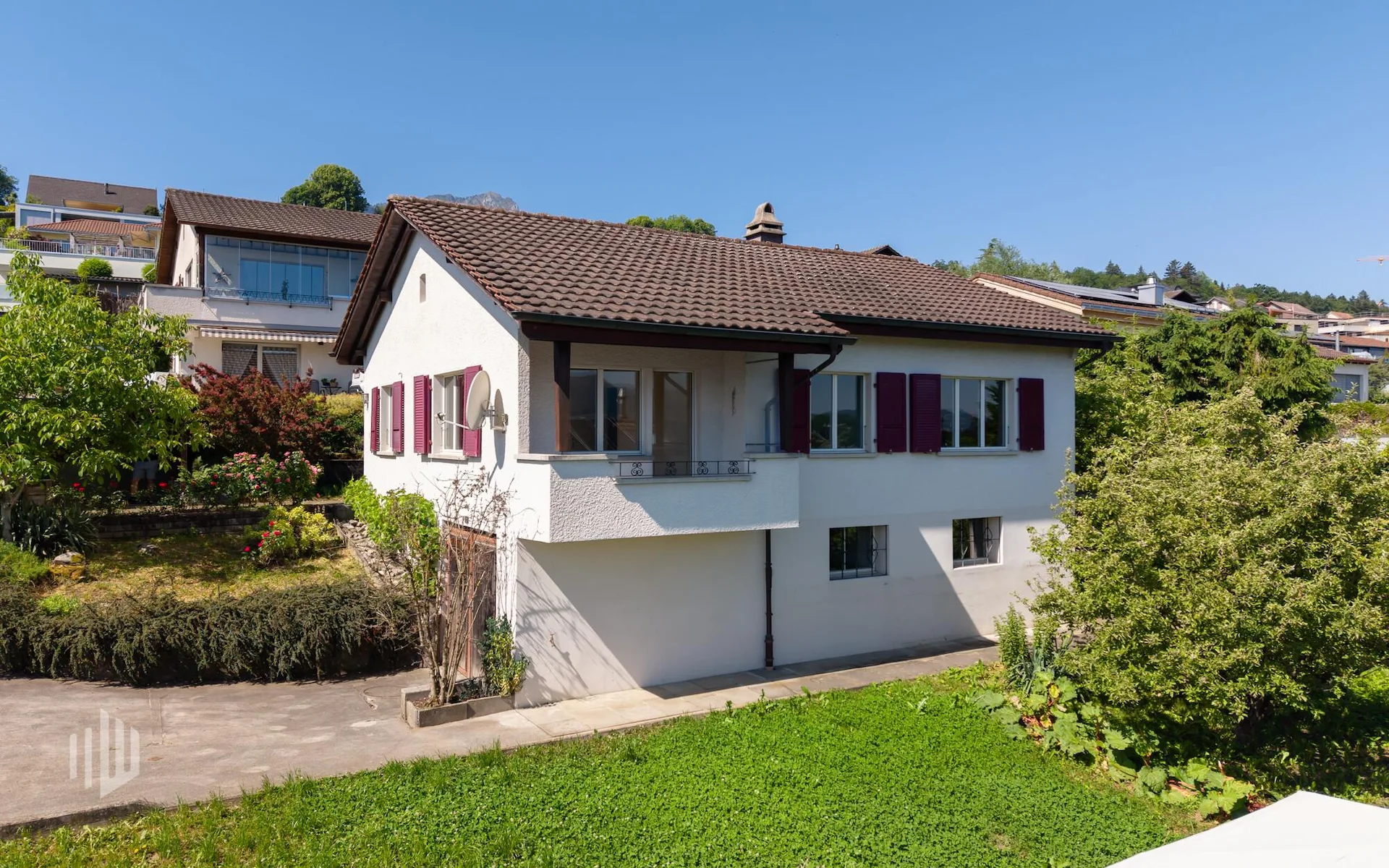 ImmoWyss -  Ihr neues Zuhause mit Gestaltungsspielraum und Seesicht