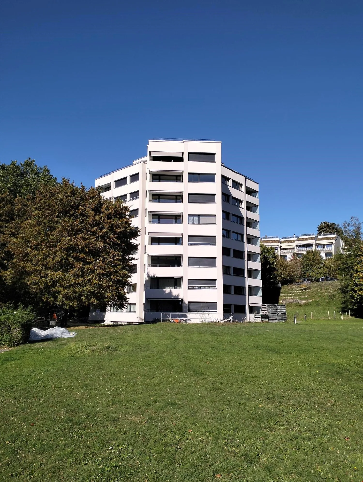 Spacious 2.5-room apartment with a great view!