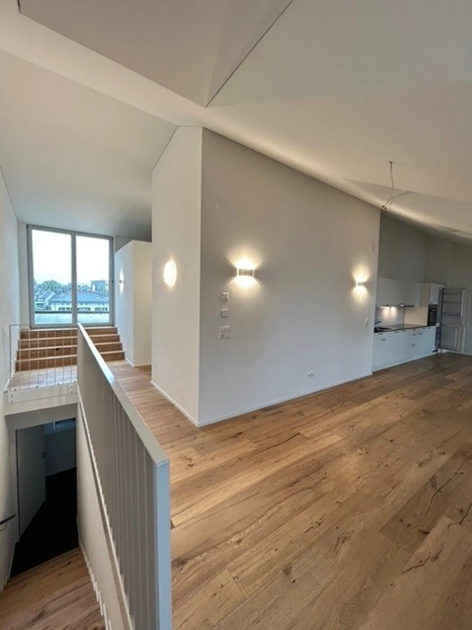 Moderne 2.5-Zimmer-Dachwohnung im Neubau – Kirchstrasse 20, Glarus
