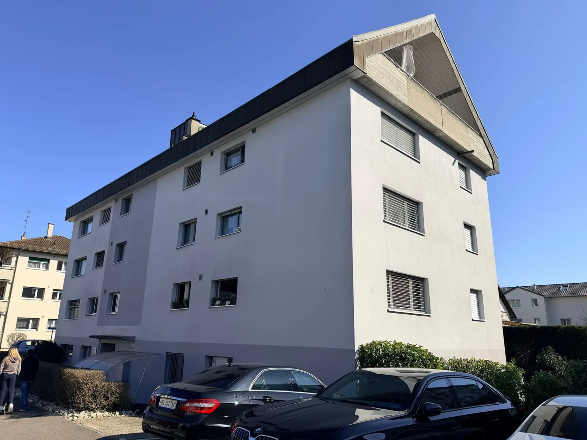 Appartamento 4.5 locali luminoso con ampio balcone in affitto