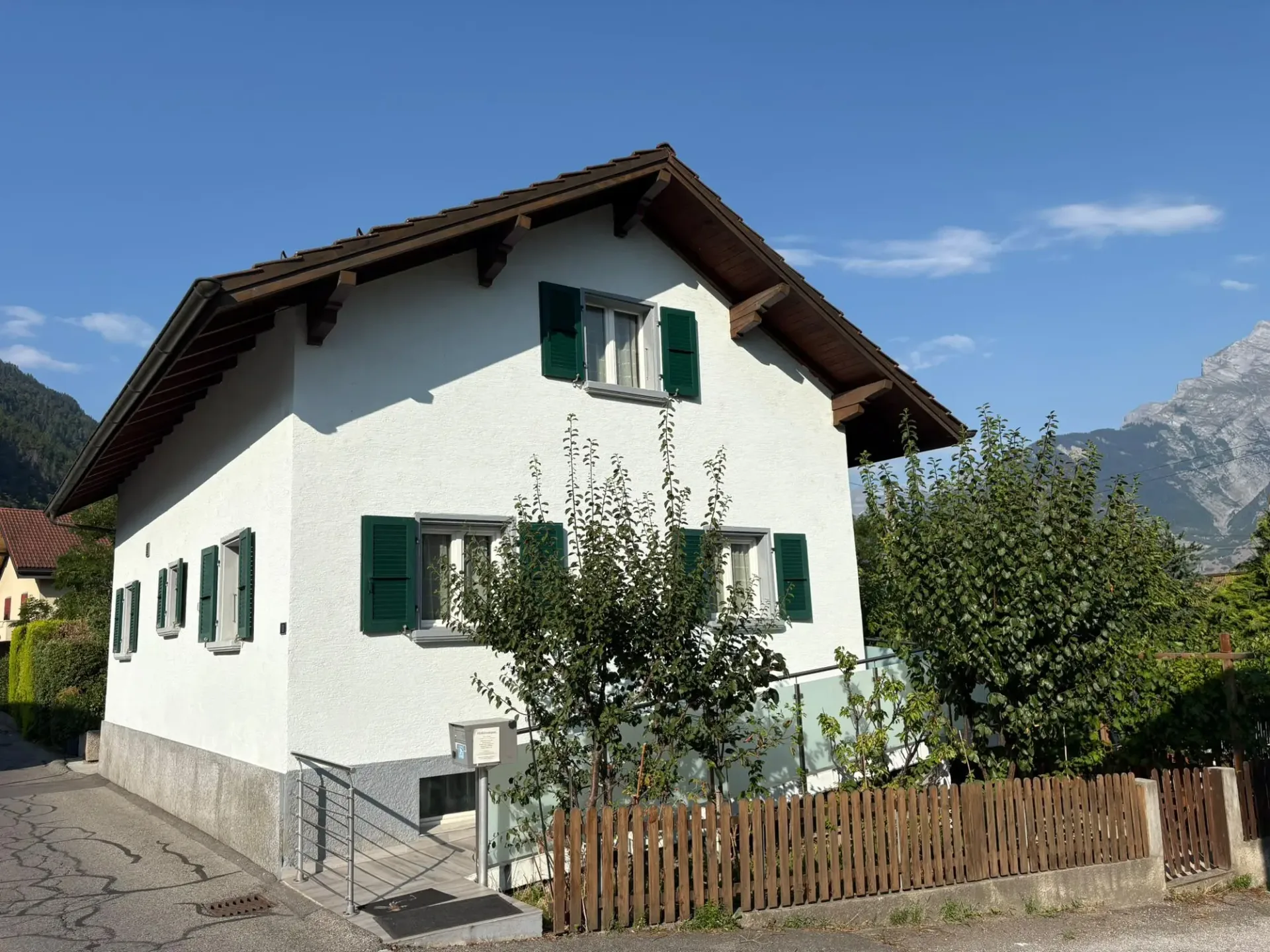 Charmantes Haus mit Außenbereich im Herzen von Aproz