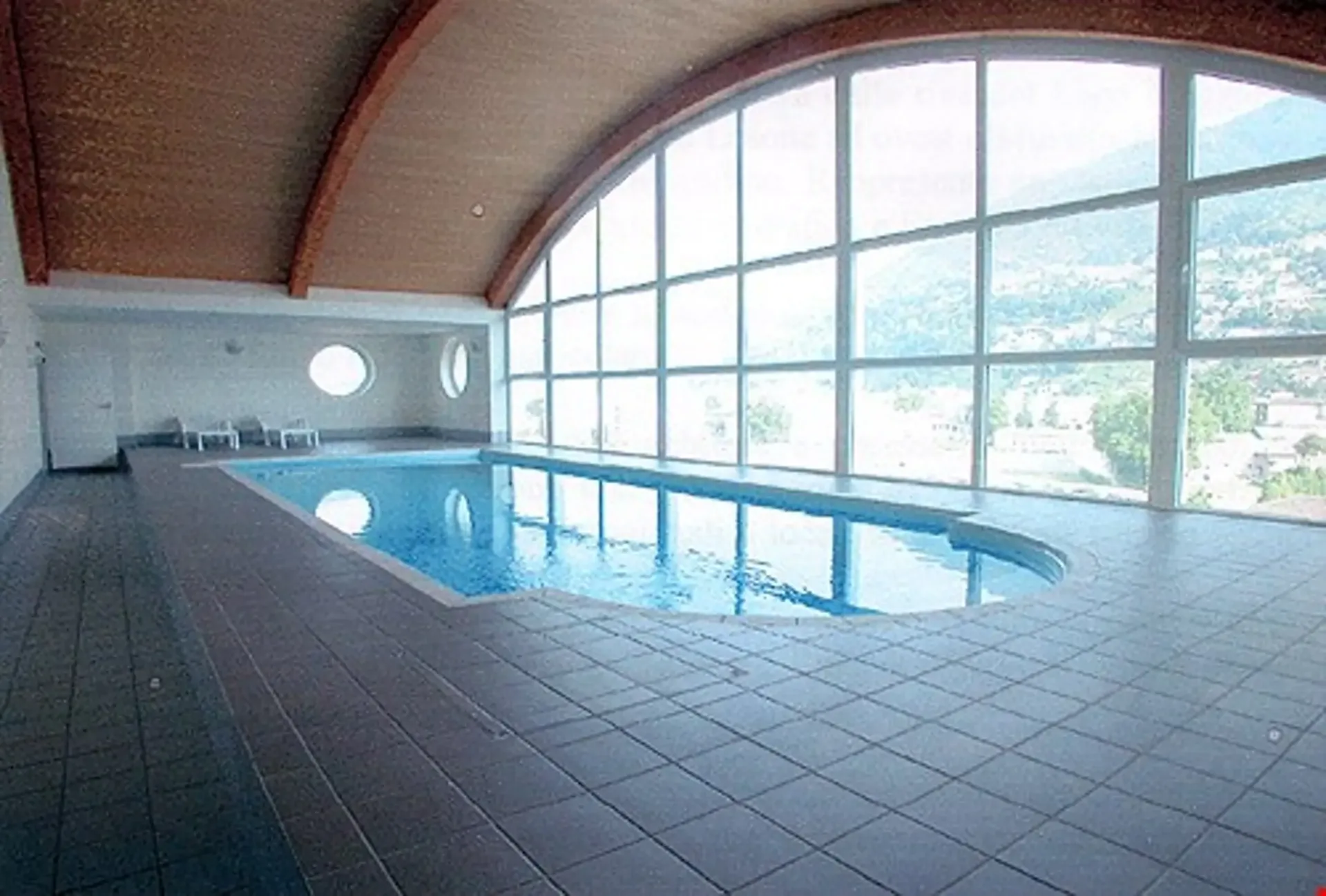 Charmante 2.5-Zimmer-Wohnung im 9. Stock mit Panoramablick in Locarno