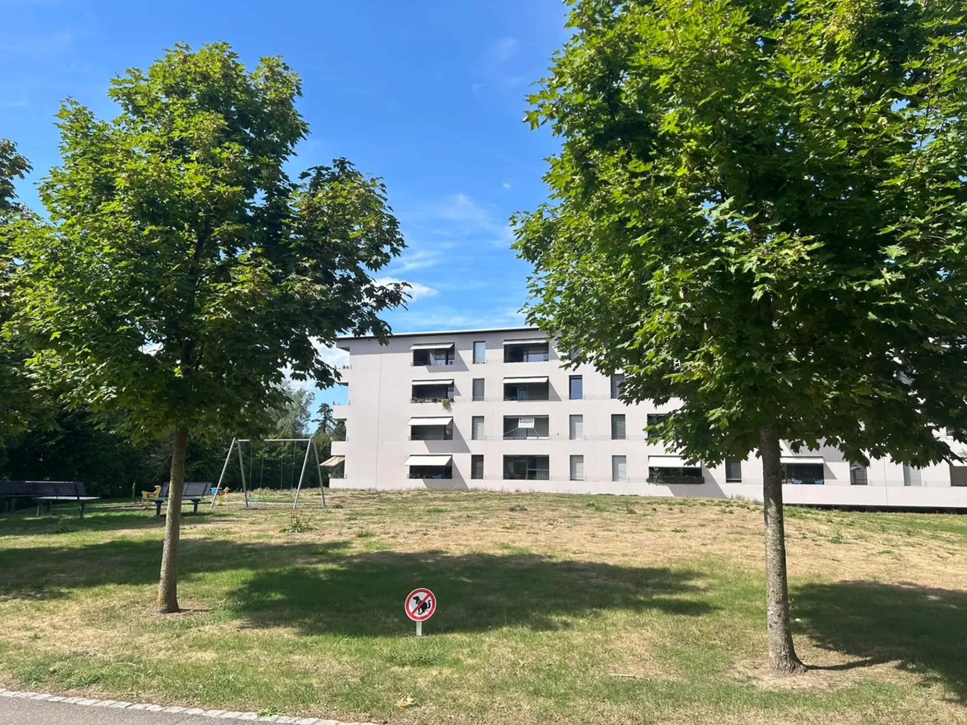 Estavayer-le-Lac Zu verkaufen superbe 3.5 Zimmer Verfügbar sofort!