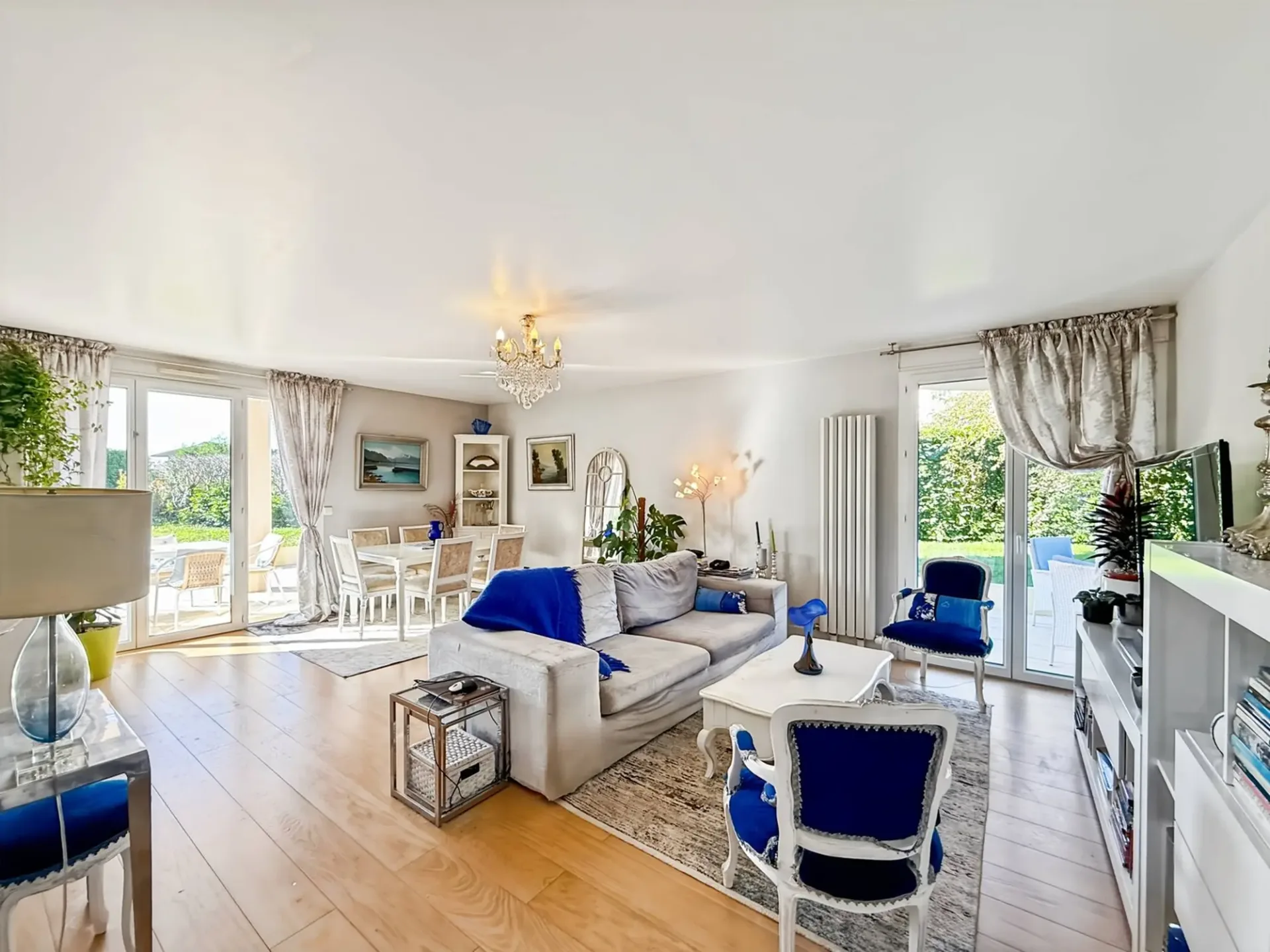 Wohnung mit Terrasse von 3,5 Zimmern in Divonne-les-Bains – 91m2 - Terrasse, Garten, Keller, Garage