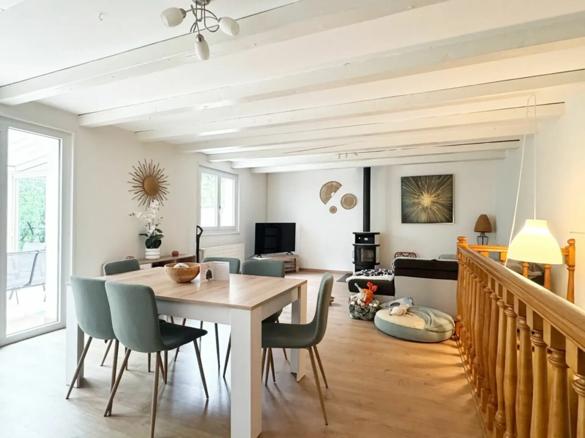 Casa a schiera con due appartamenti a Chambésy