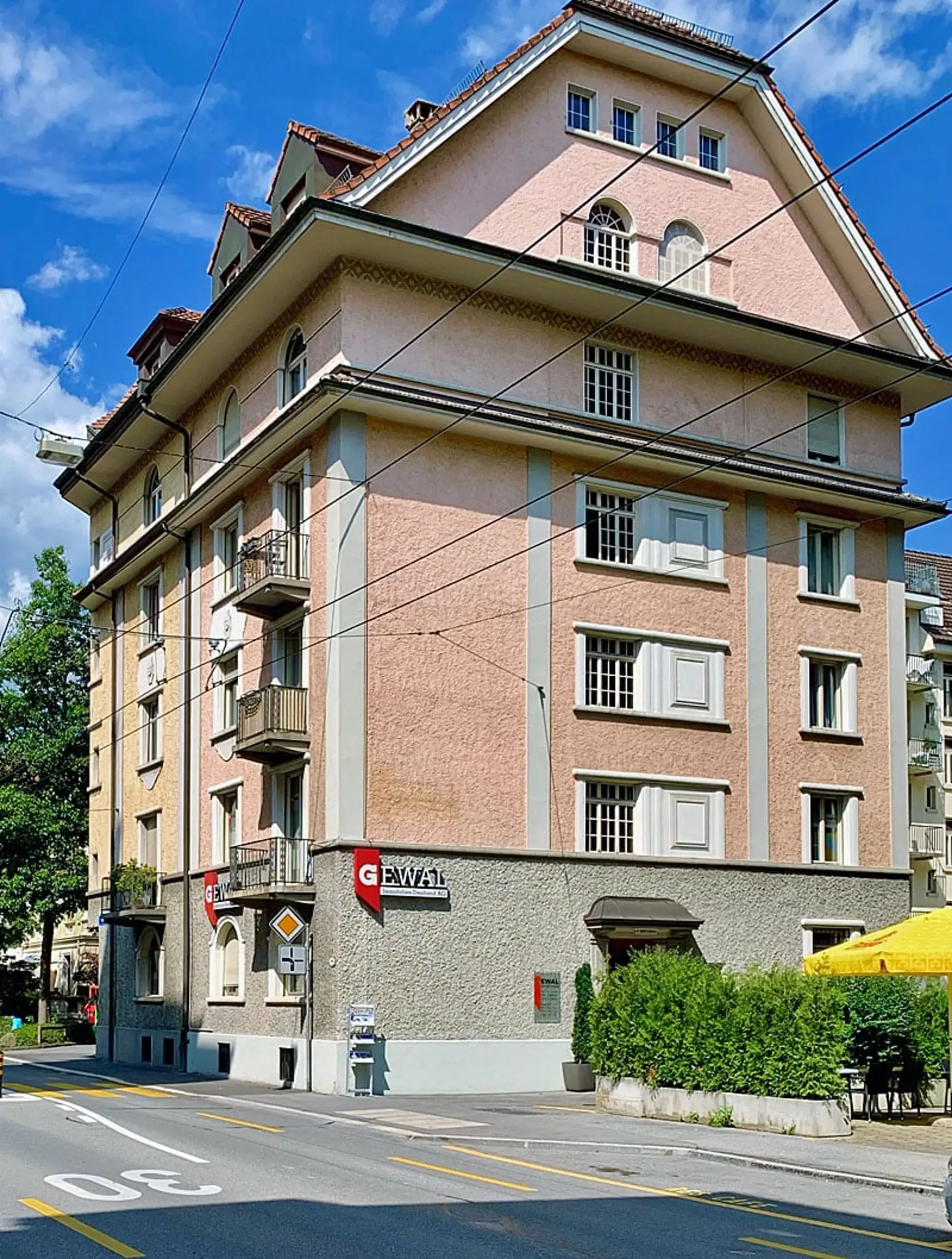 * Charmante Stadtwohnung *