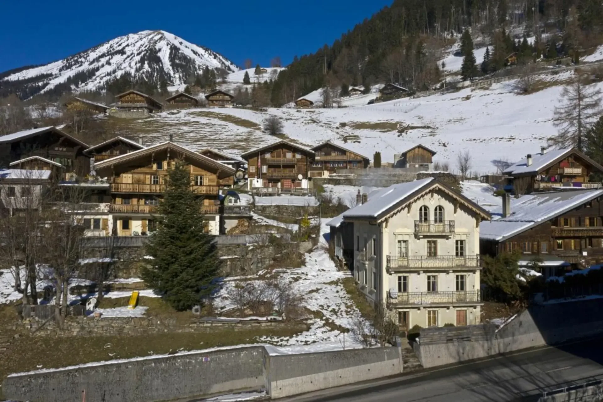 Haus im Dorf mit 9,5 Zimmern in Sépey
