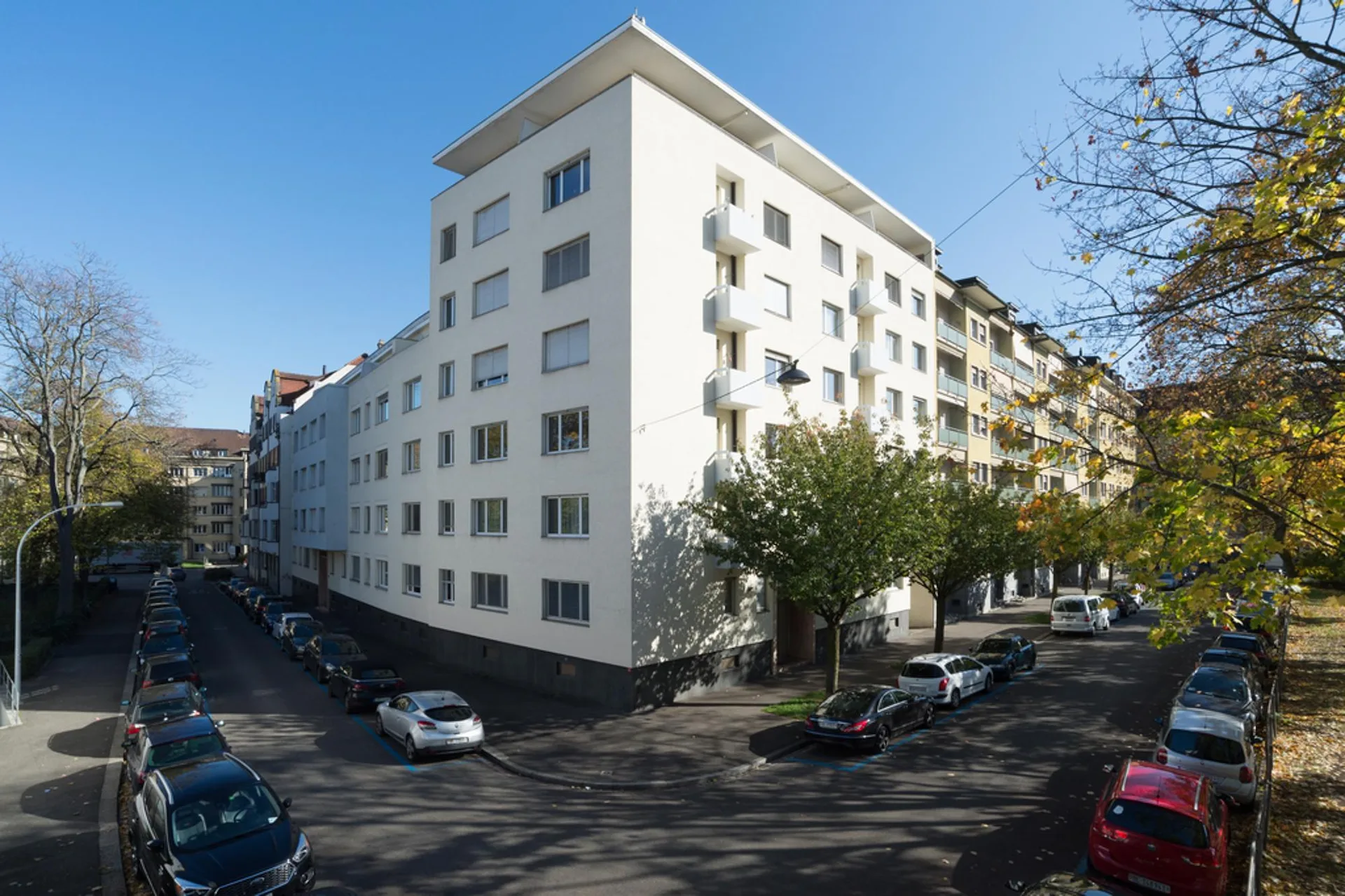 Frisch sanierte Wohnungen an der Johanniterstrasse 5/11 in Basel