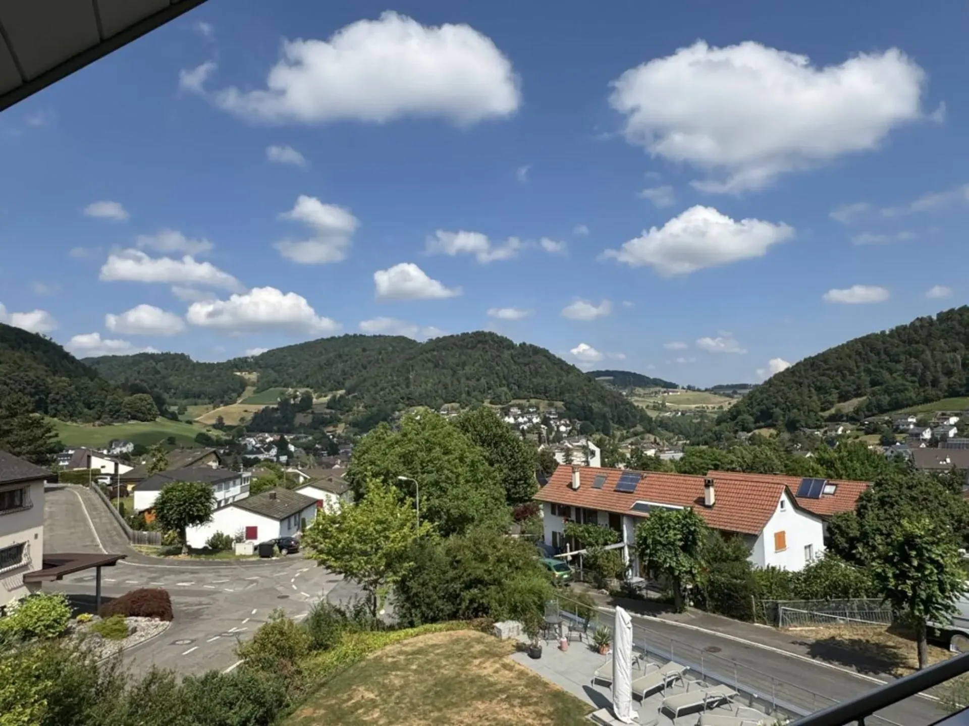 Charmante und komfortable Maisonette-Dachwohnung mit fantastischer Weitsicht