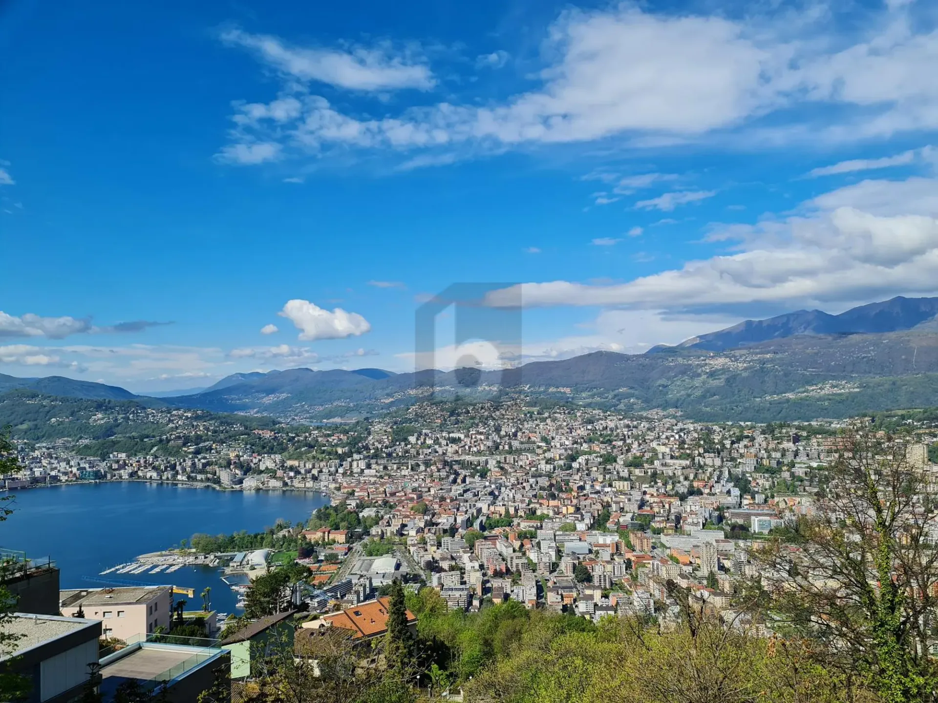 SUPER PREIS!!MIT BEWUNDERNSWERTER PANORAMASICHT