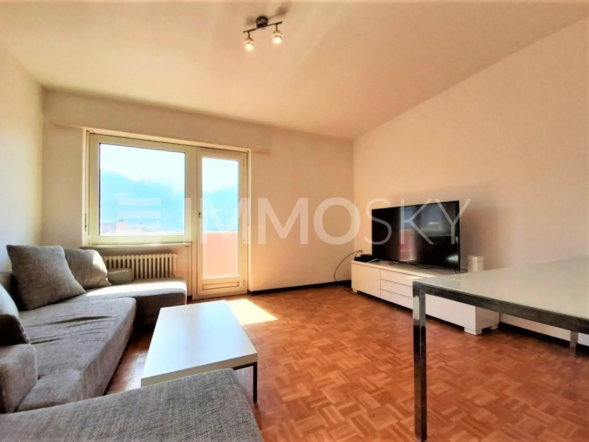Interessantes und sonniges Apartment nur wenige Schritte vom See entfernt