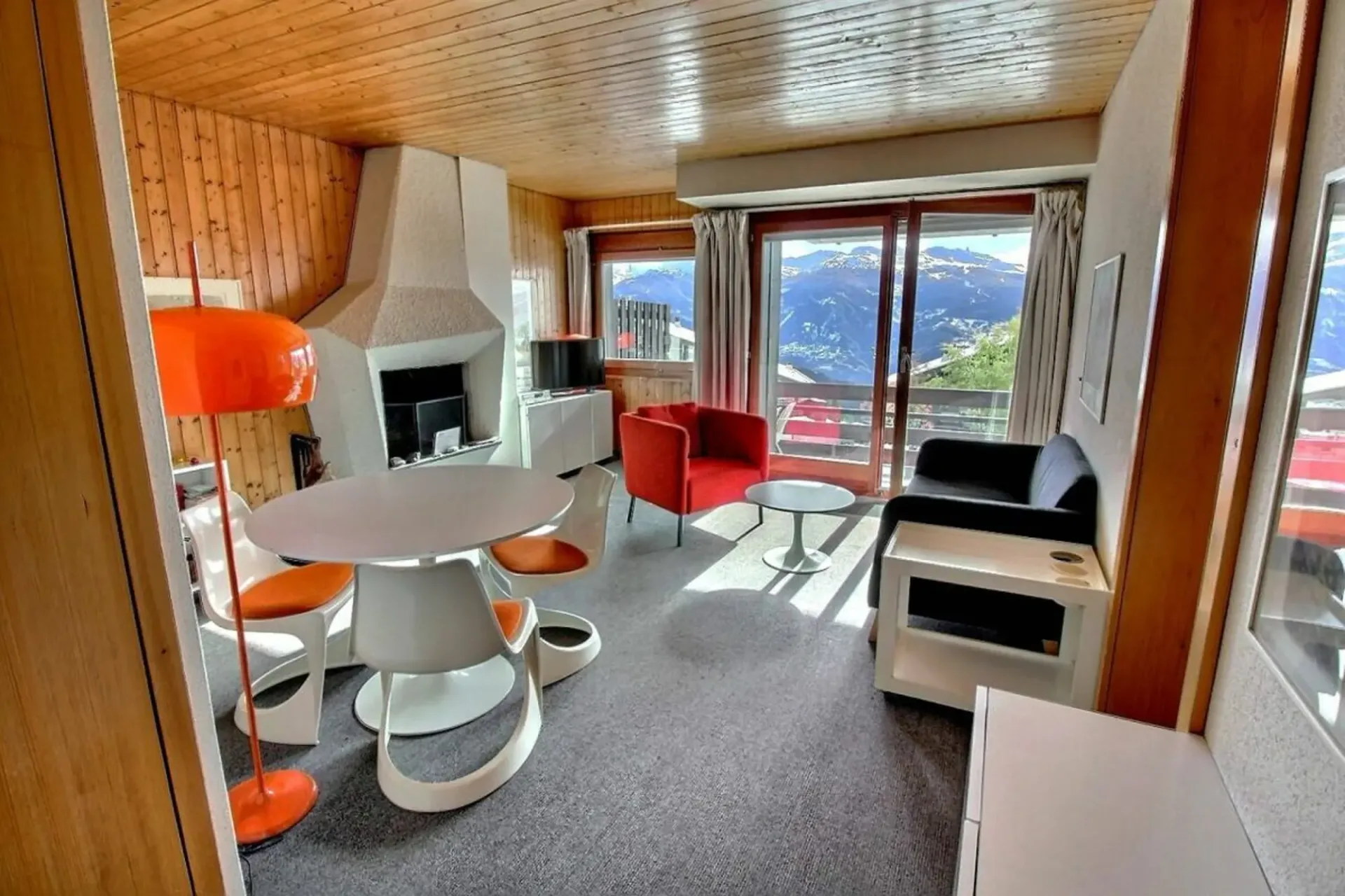 AV 11/Mercure - 210 Wochennmietung