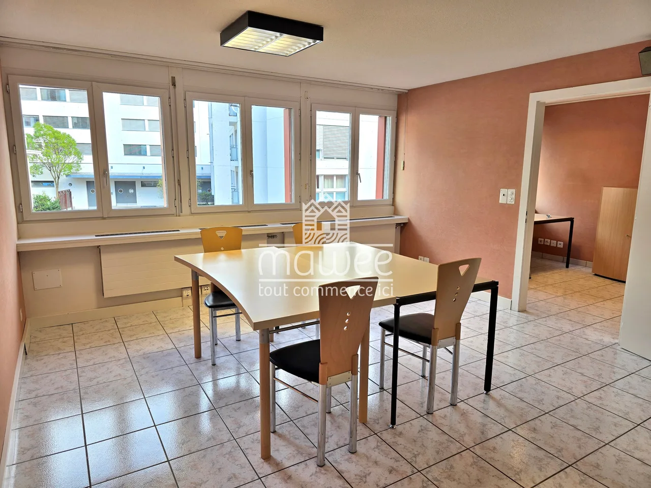 Ufficio / spazio commerciale di 75 m² nel centro di Martigny