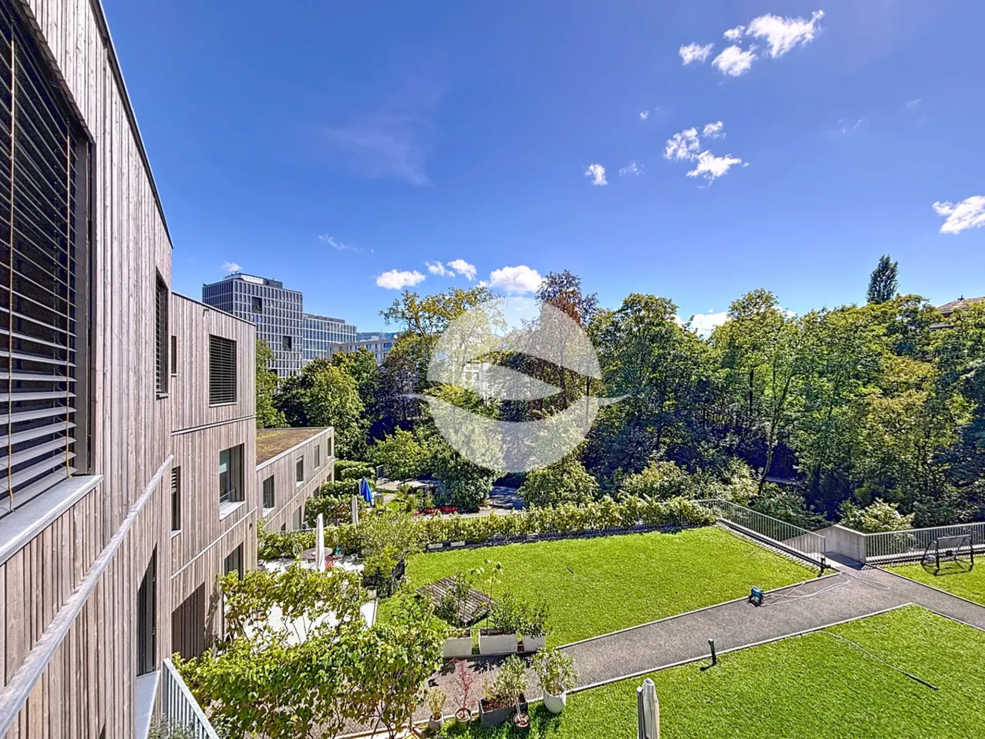 Klein-Lancy - Nahe IIL - Schönes Apartment mit Balkon und Zugang zum Gemeinschaftsgarten