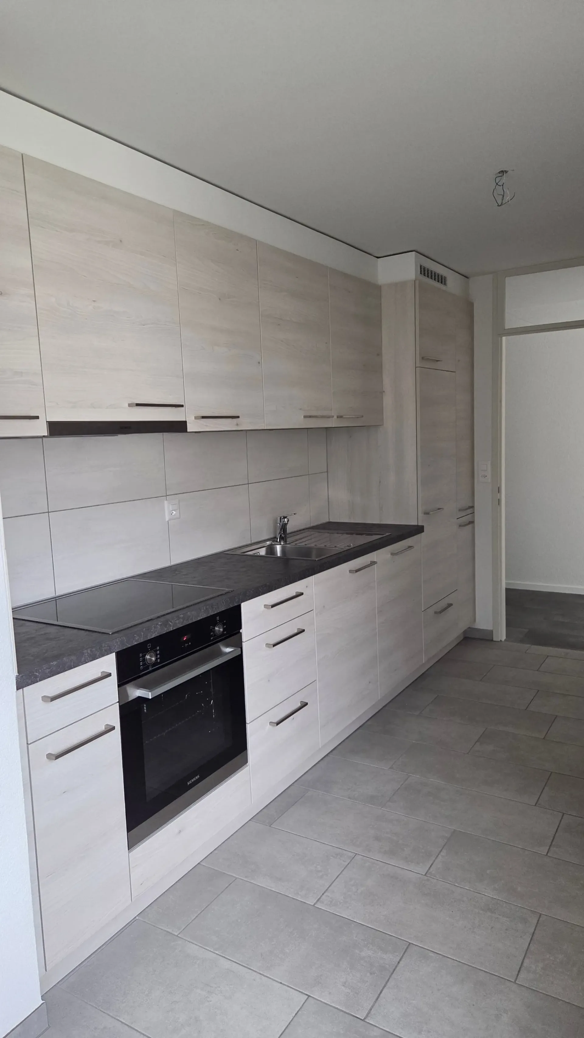 Große 3.5-Zimmer-Wohnung in der Nähe der Innenstadt.