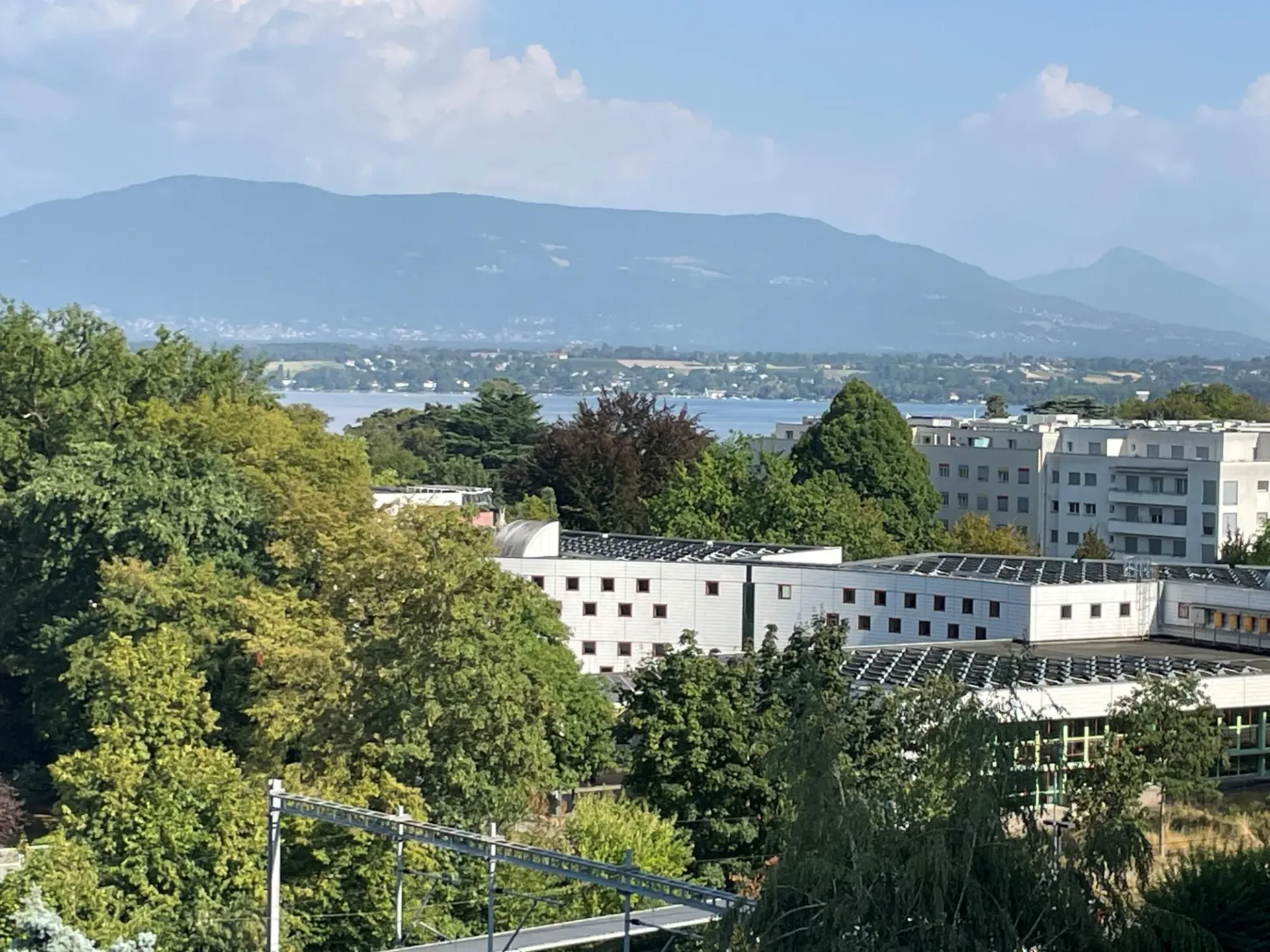 Appartement mit Seeblick & Mont-Blanc