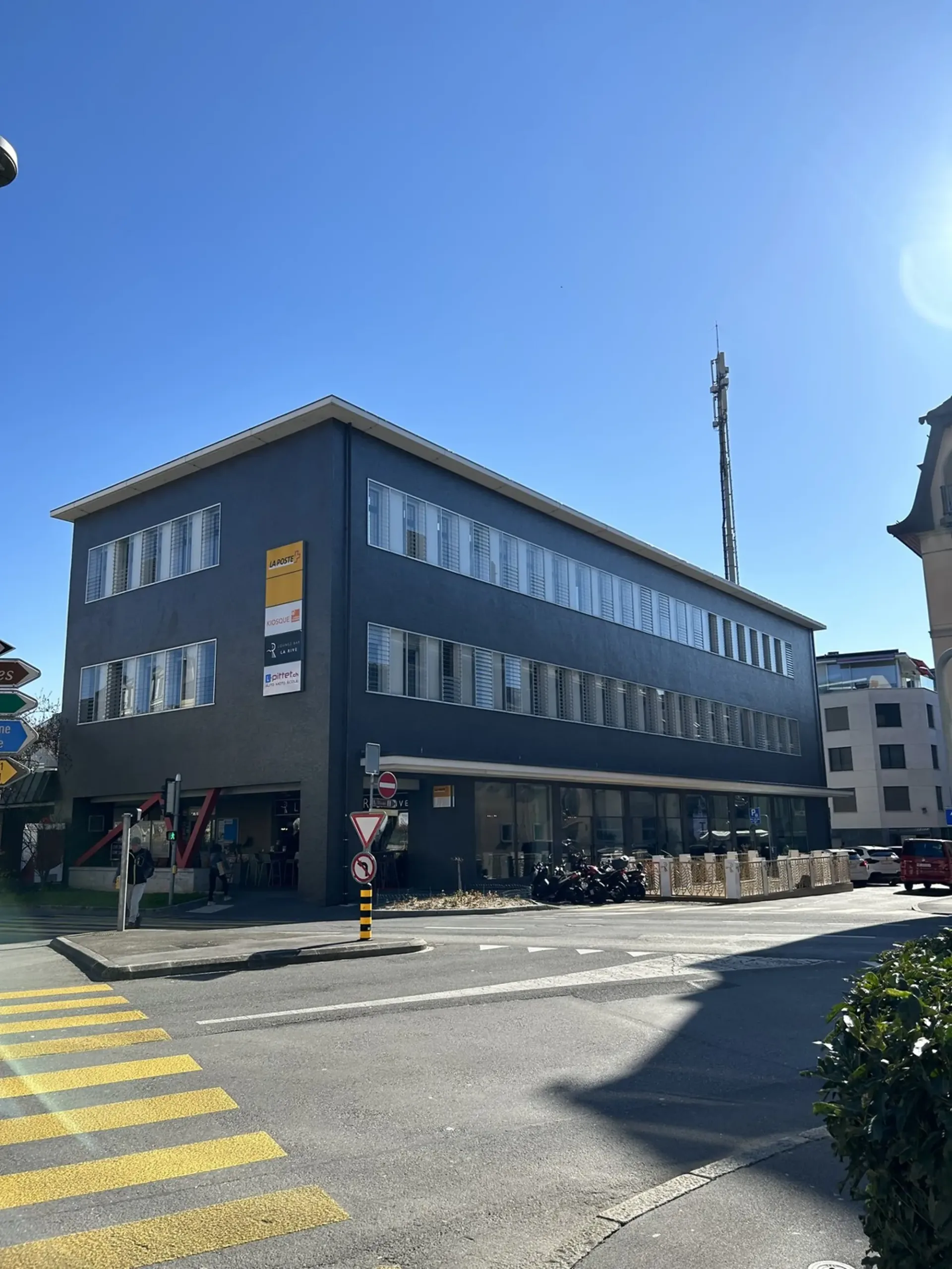 Zu vermieten - Verwaltungslokale mit 361 m²