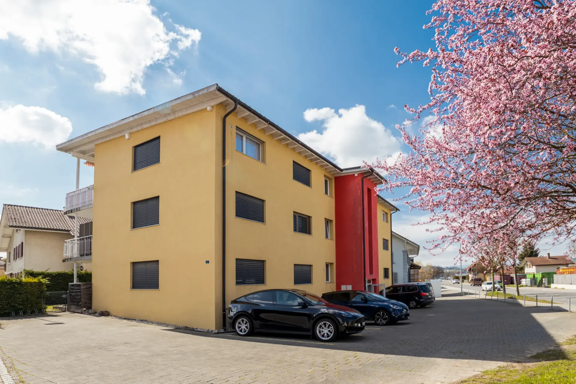 Appartement de 4.5 pces au rez-de-chaussée EST avec jardin