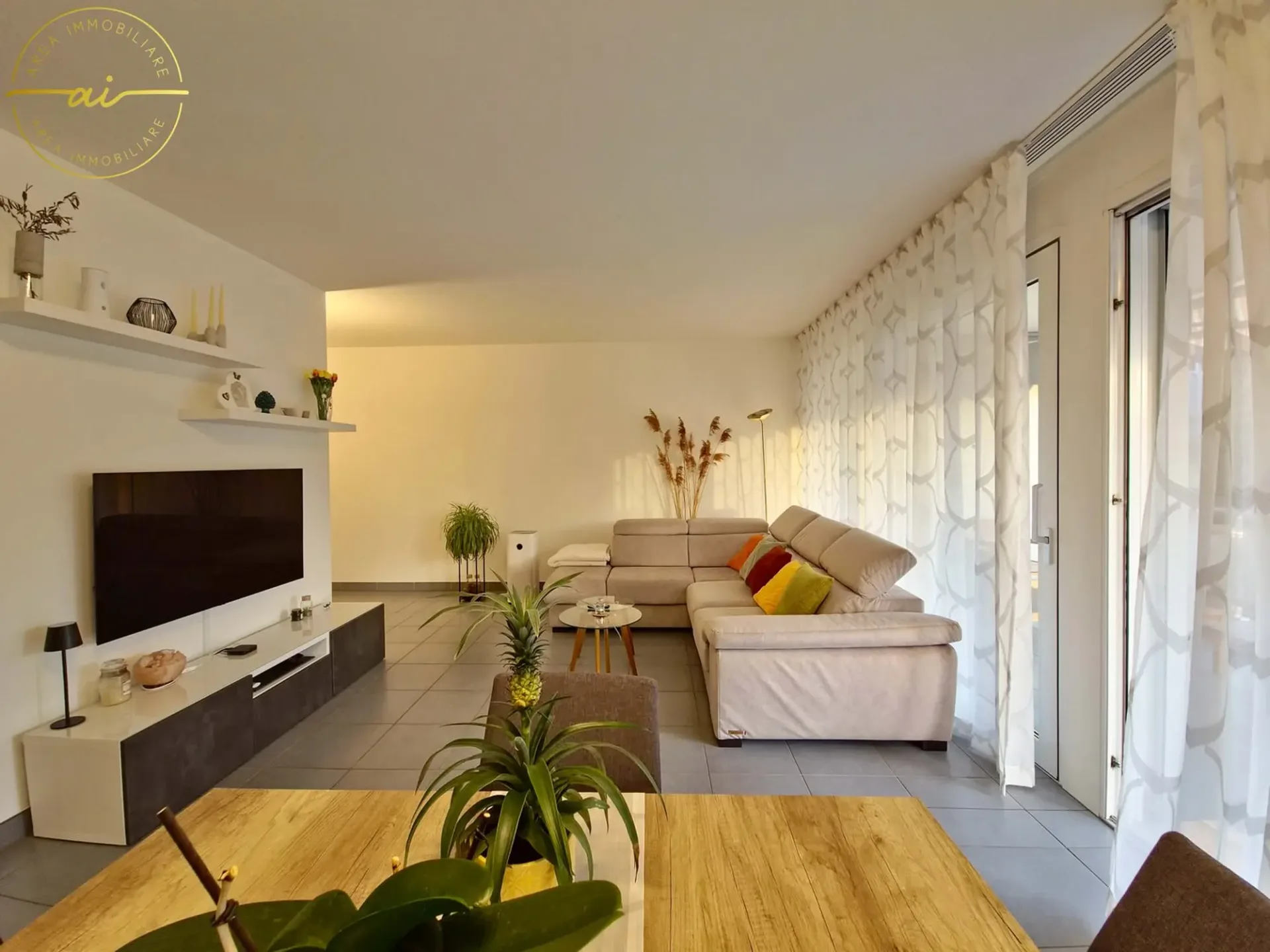 LUMINOSO APPARTAMENTO DI 3.5 LOCALI CON VISTA APERTA A PREGASSONA
