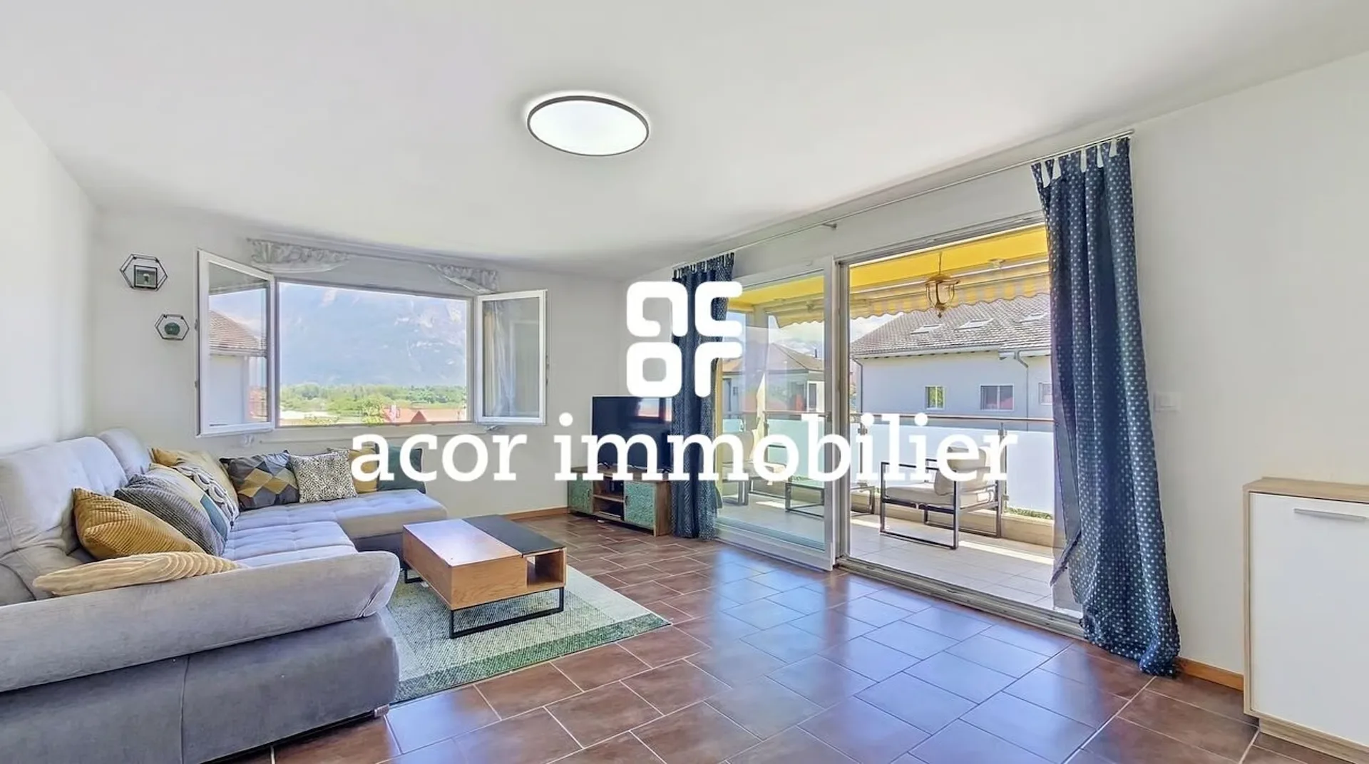 Wohnung 4,5 Zimmer mit Bergblick