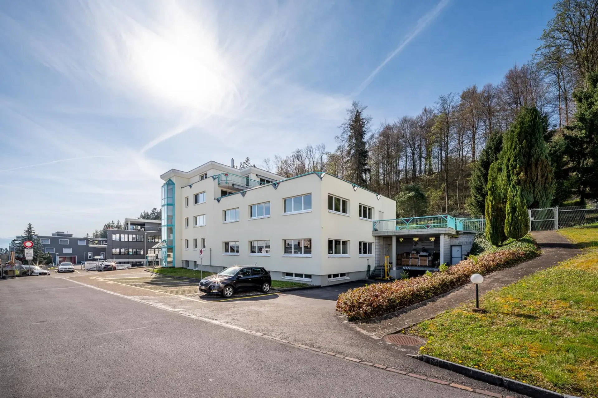 Ihre neue Gewerbeläche am linken Zürichseeufer