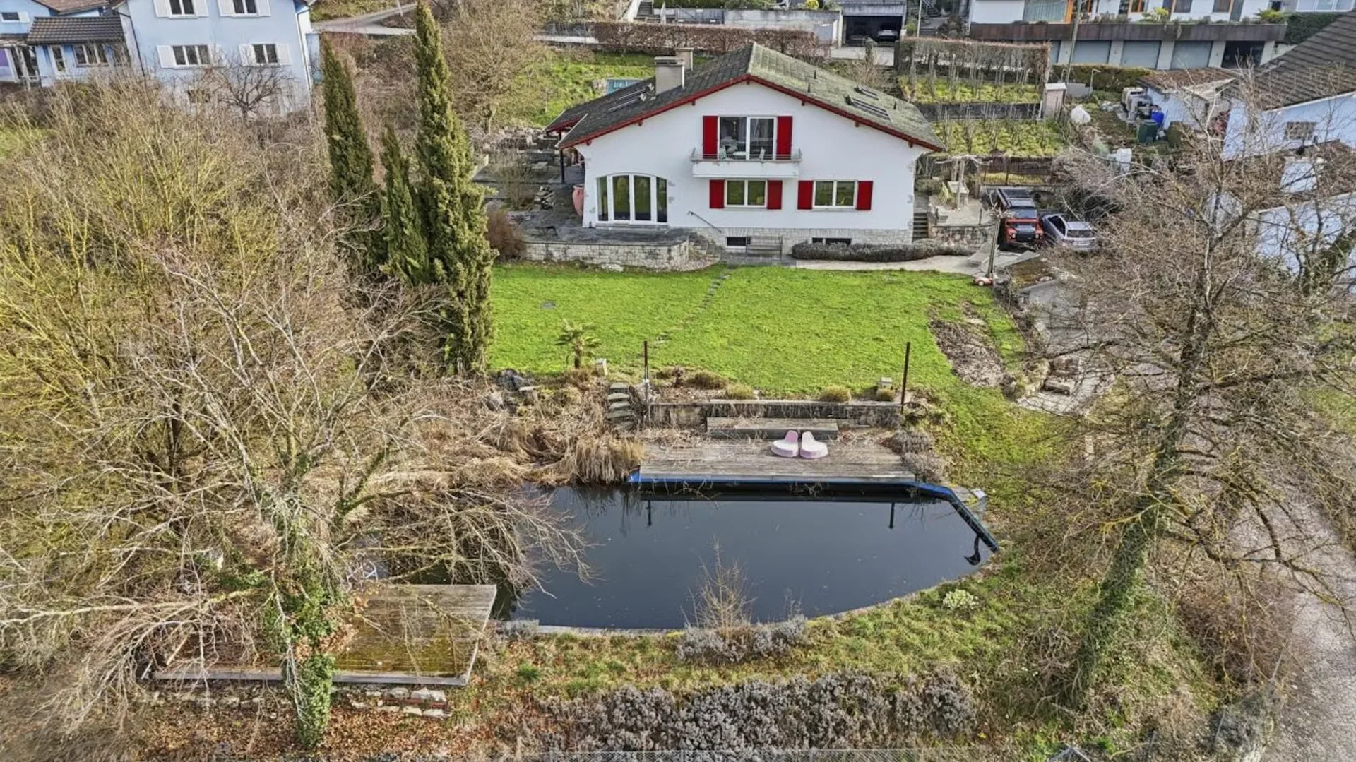 Einzigartiges Anwesen mit Naturpool, Weinberg und Spa-Oase in traumhafter Lage von Klingnau
