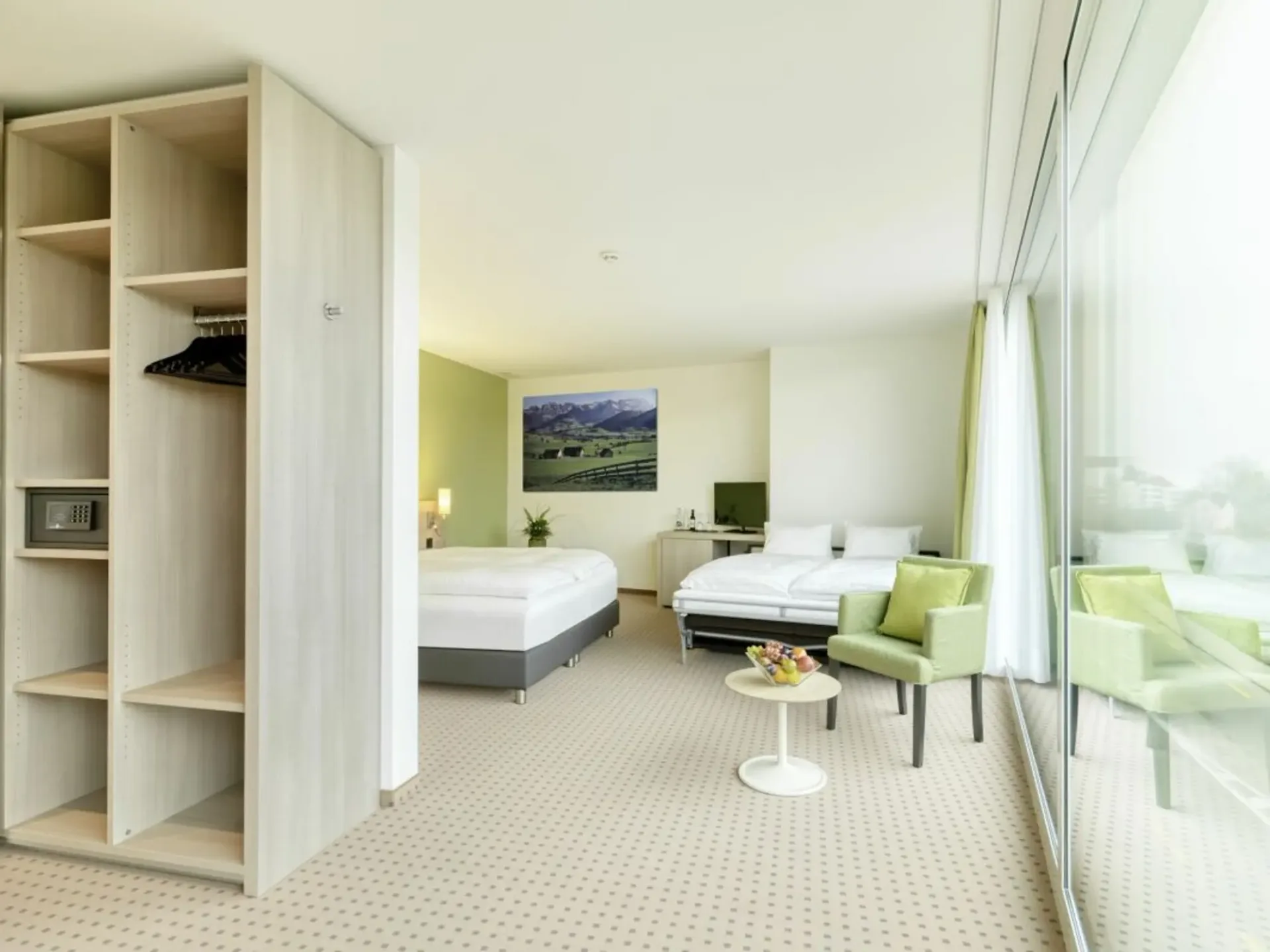 1.5 room apartment with communal areas