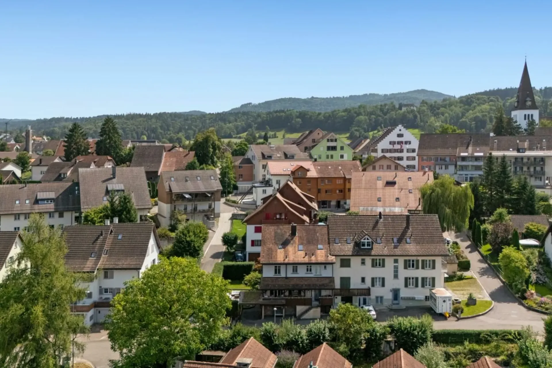 Zwei Wohneinheiten, ein besonderes Zuhause!