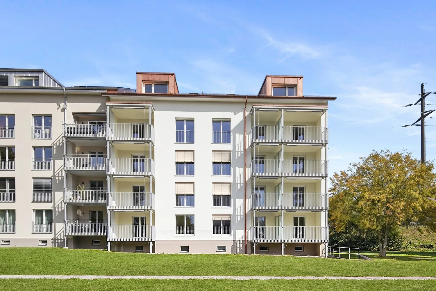 Appartement mansardé de 2 pièces rénové