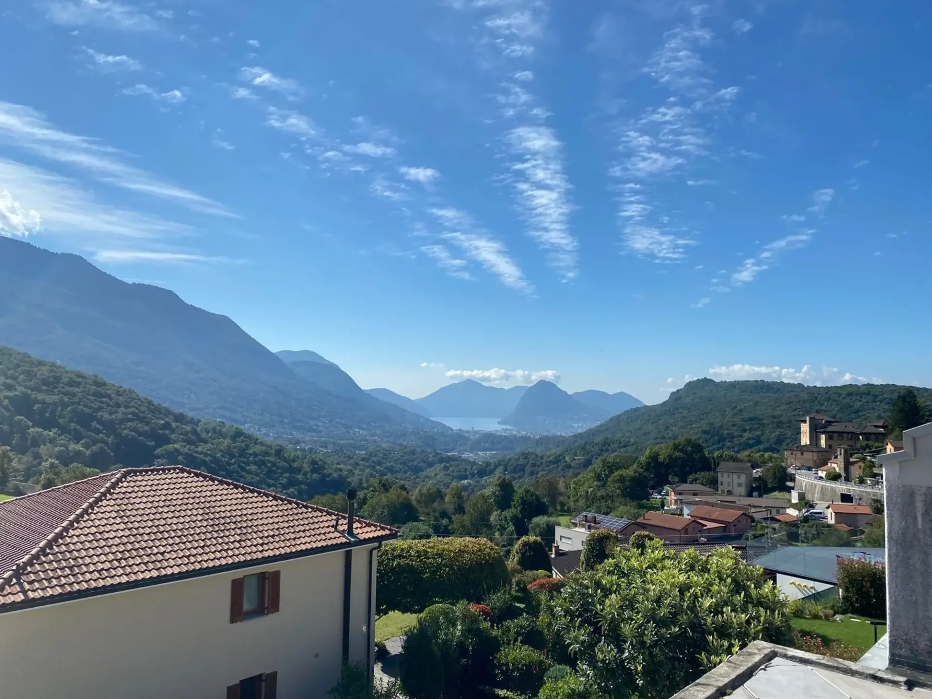 5,5 Lokale - 225 m² - in dominanter Lage
