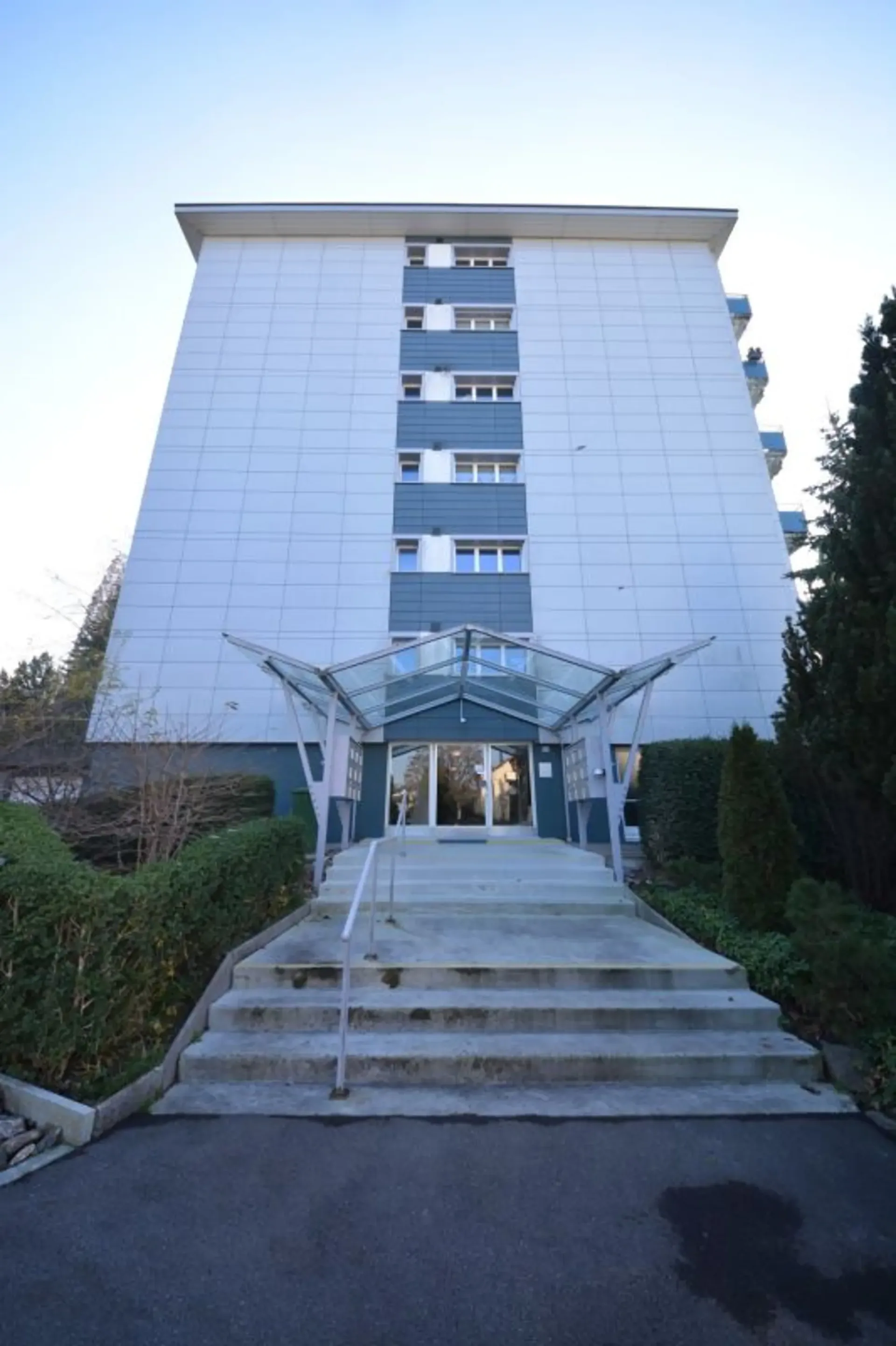 2-room apartment in a quiet residential area for rent!