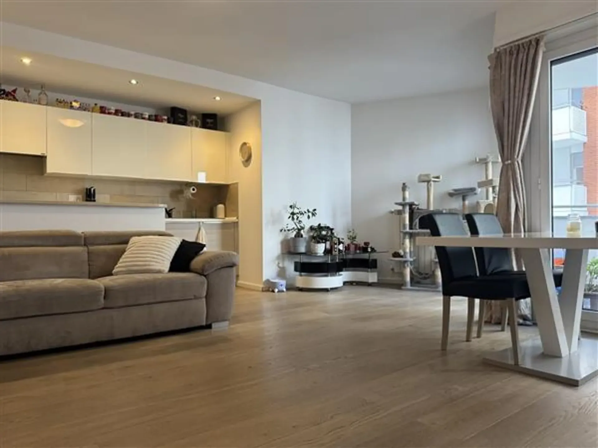 Moderne 2-Zimmer-Wohnung mit Keller und Parkplatz