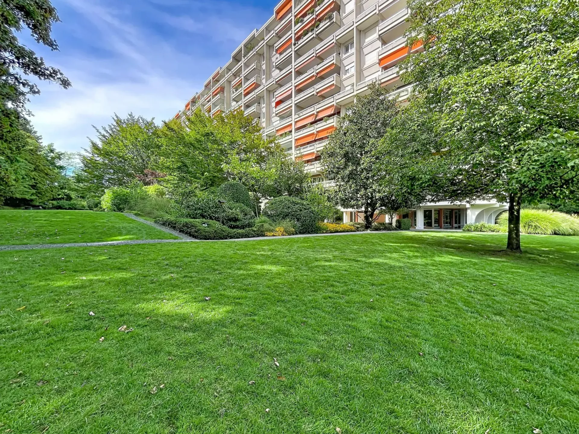 Ein außergewöhnliches Appartement mit atemberaubendem Blick in der Residenz Matutina Parc